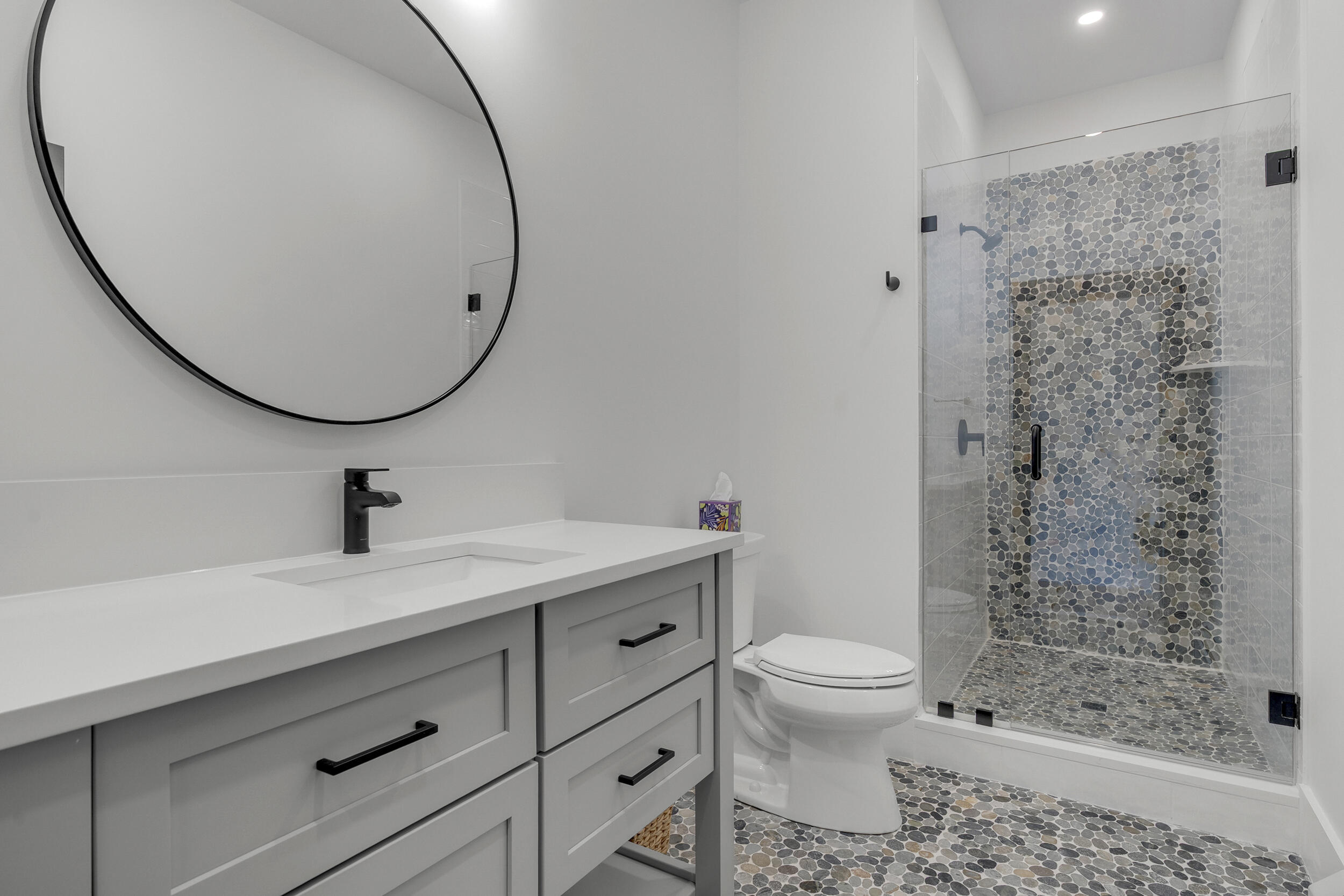 property viewer photo 45