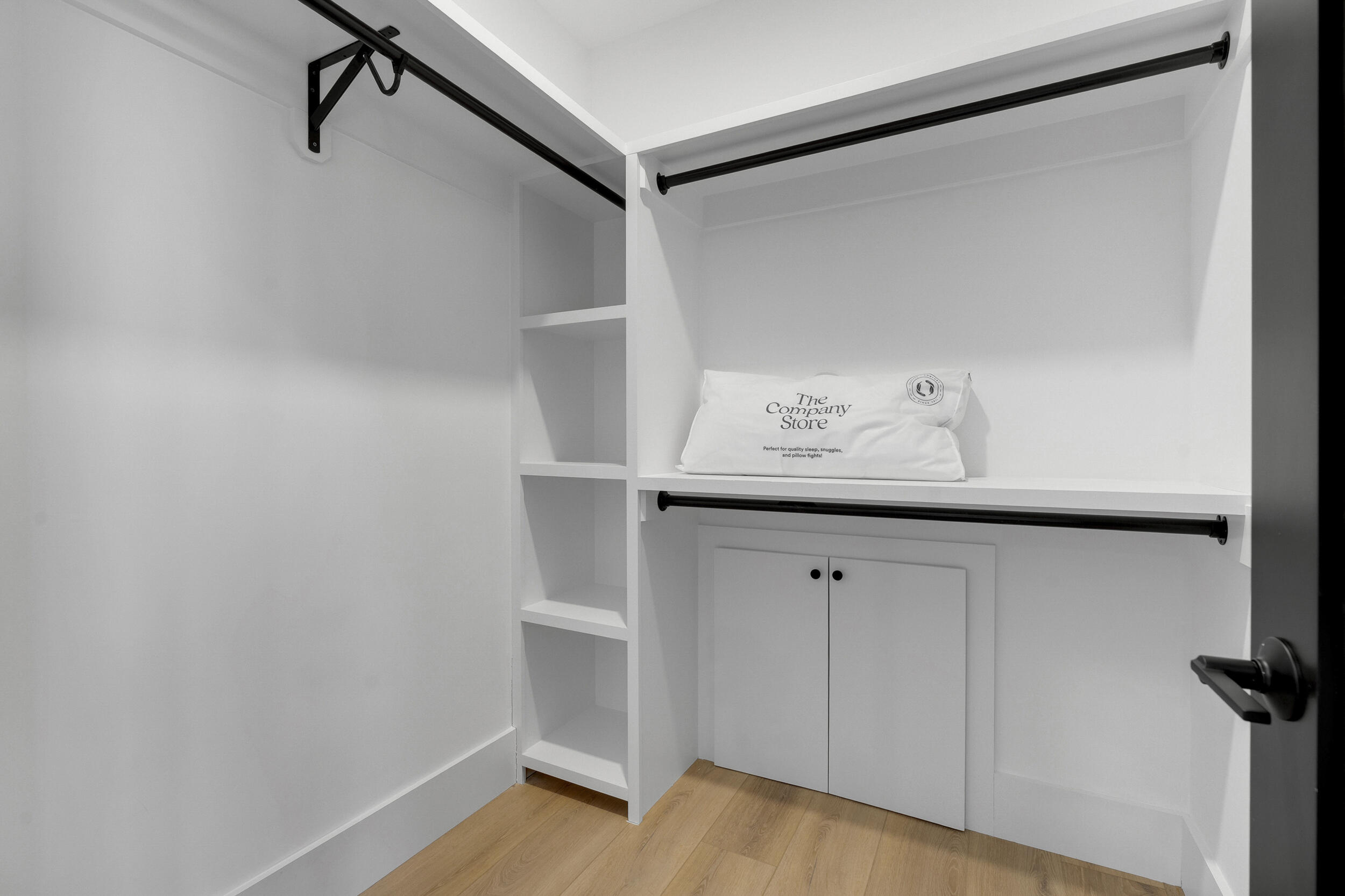 property viewer photo 59