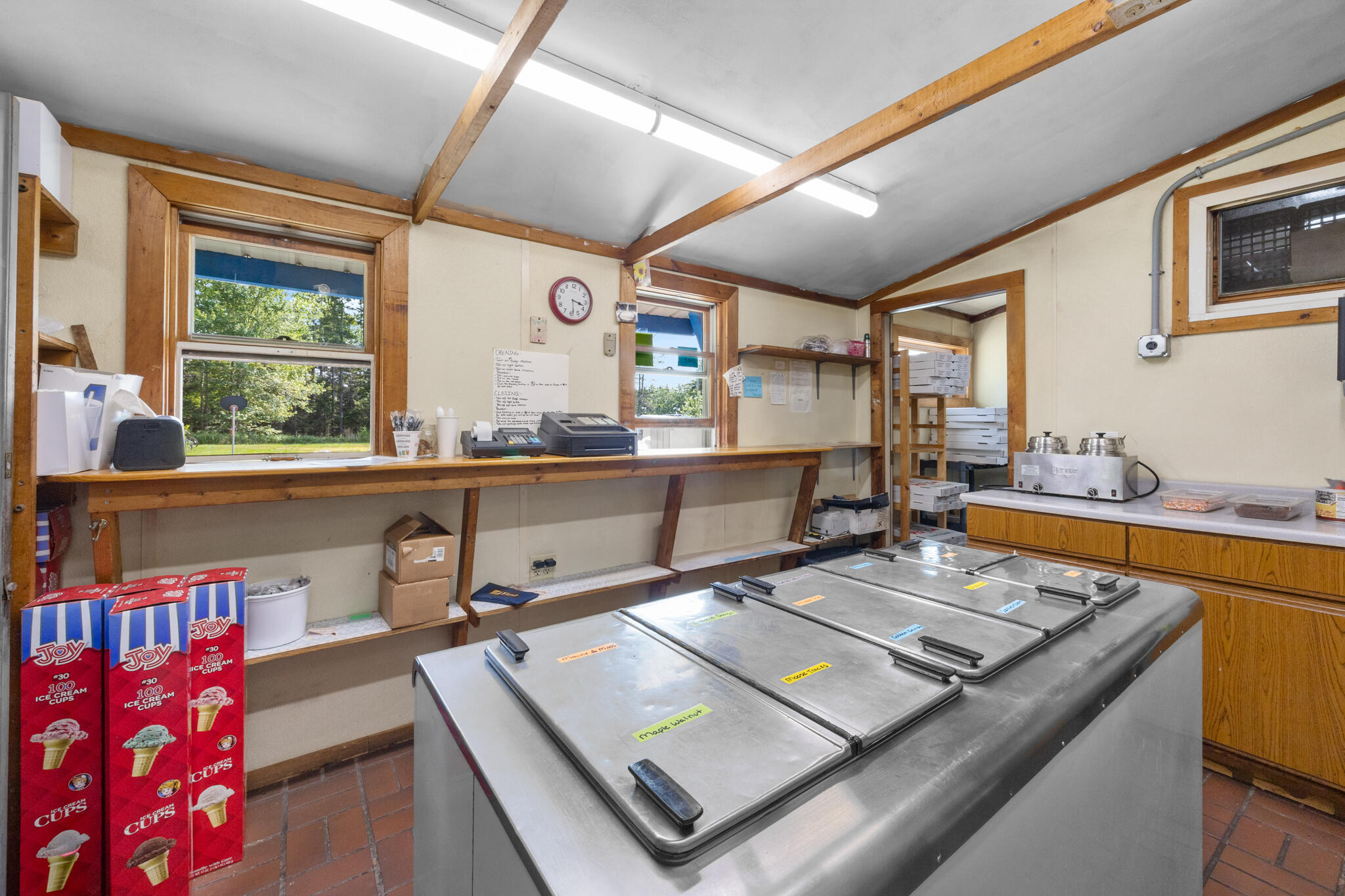 main property photo 39