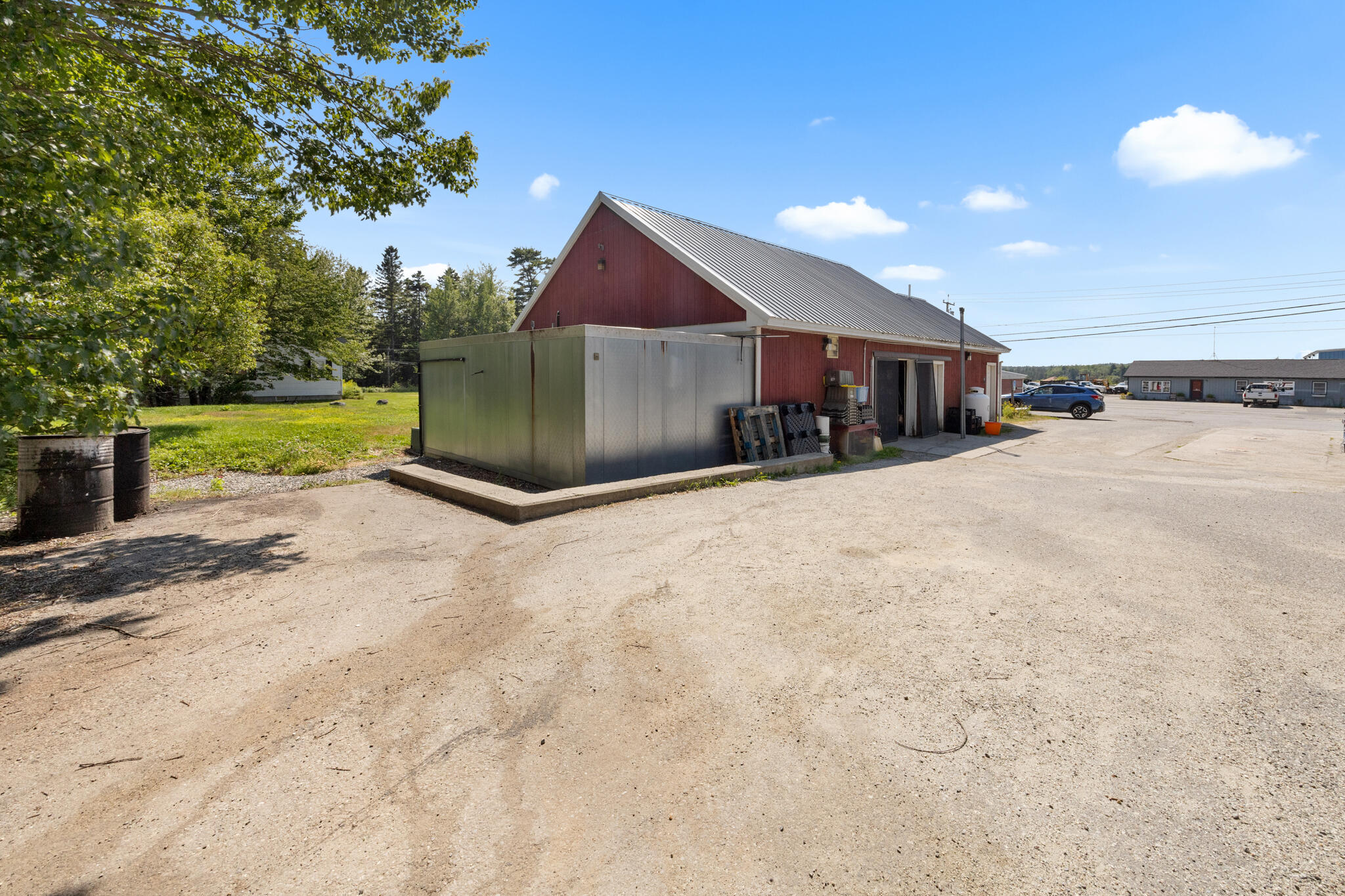 main property photo 57