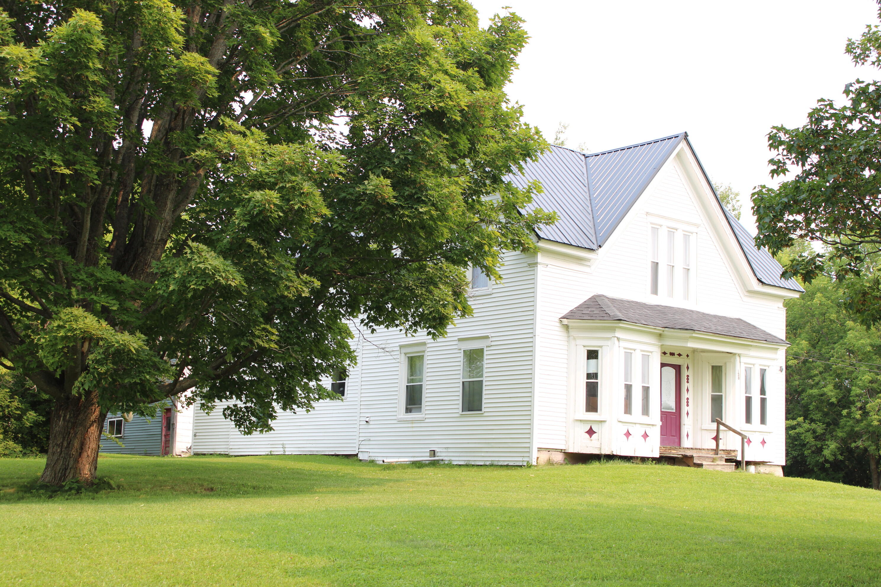 main property photo 7