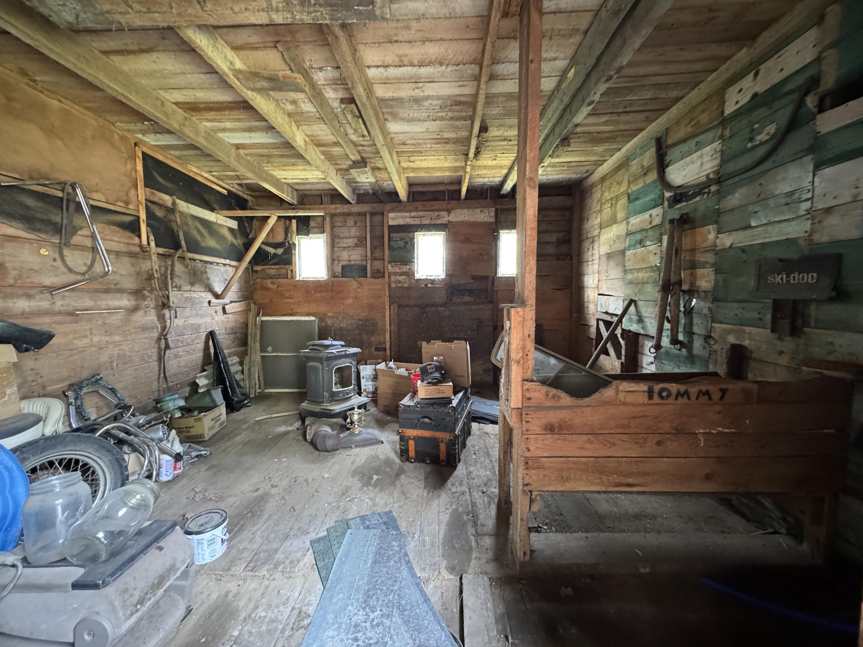 main property photo 44