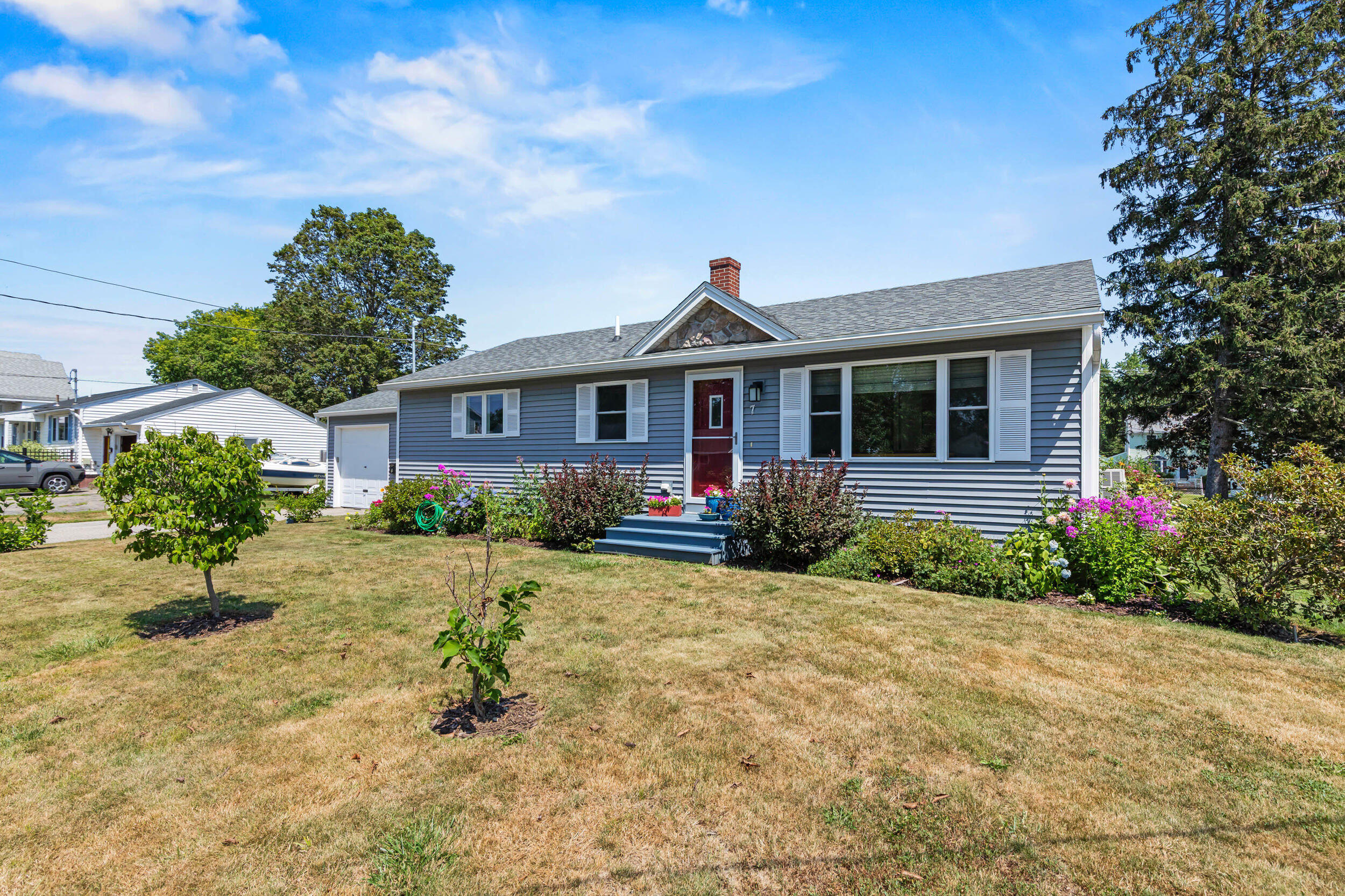main property photo 0