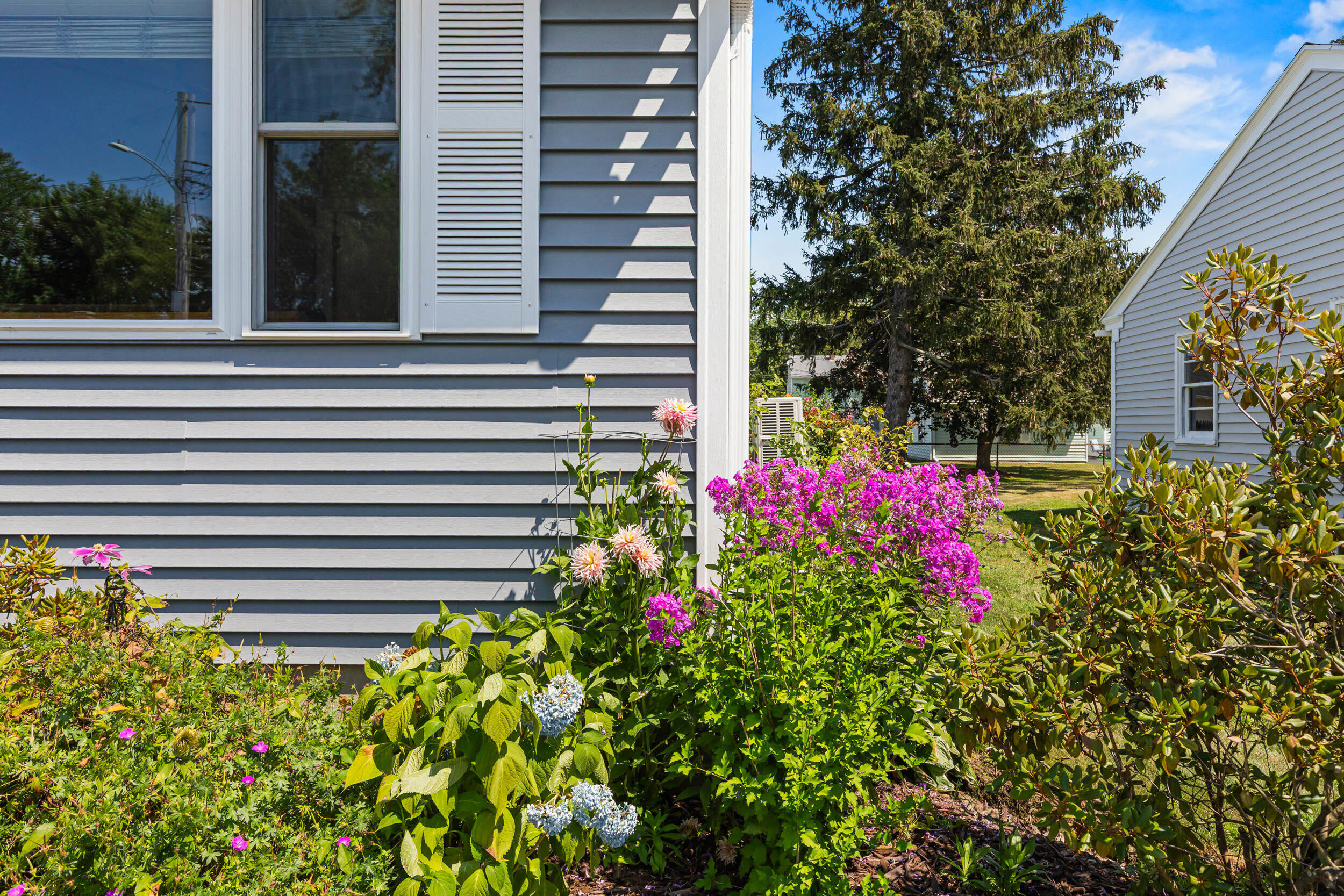 property viewer photo 28