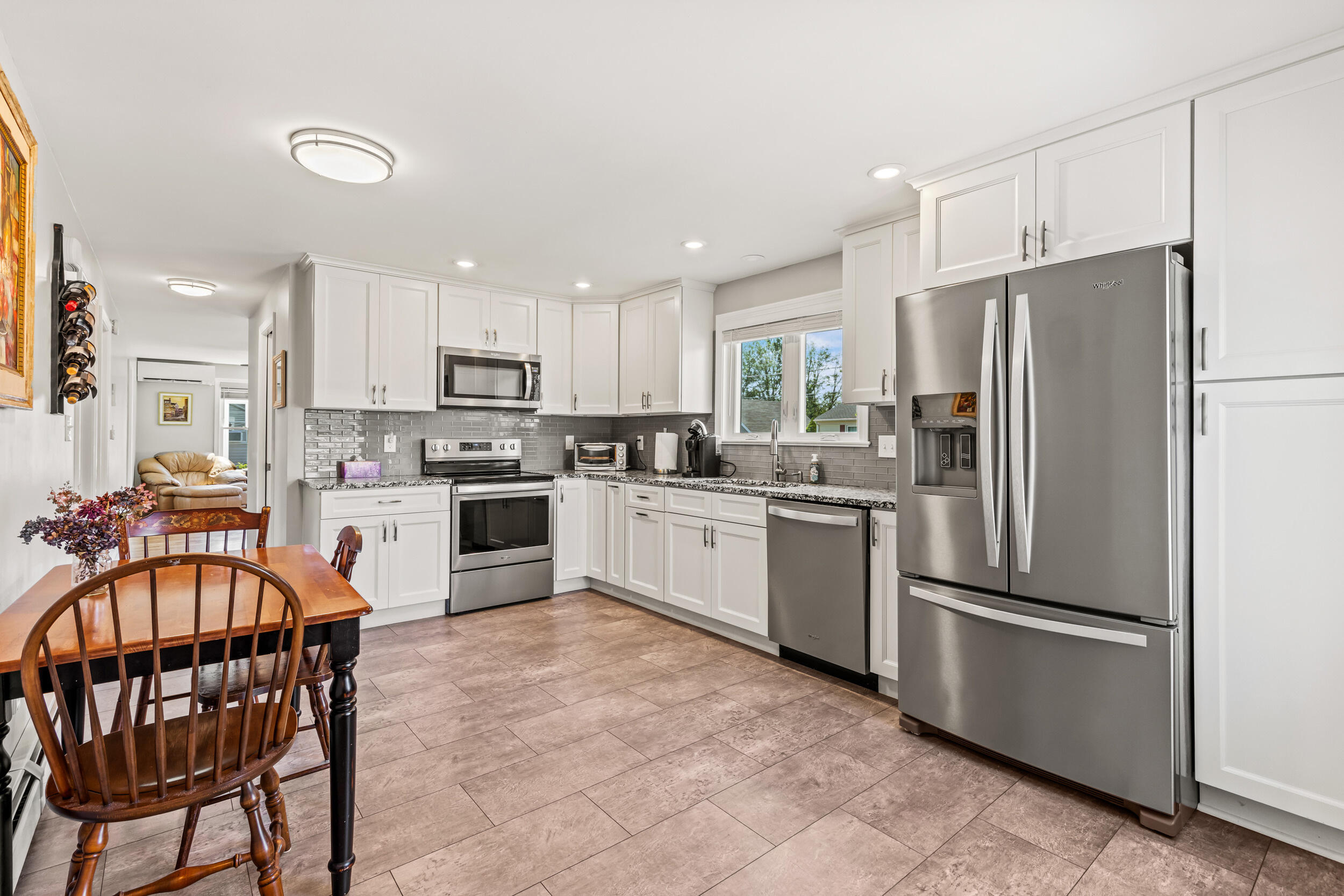 property viewer photo 4