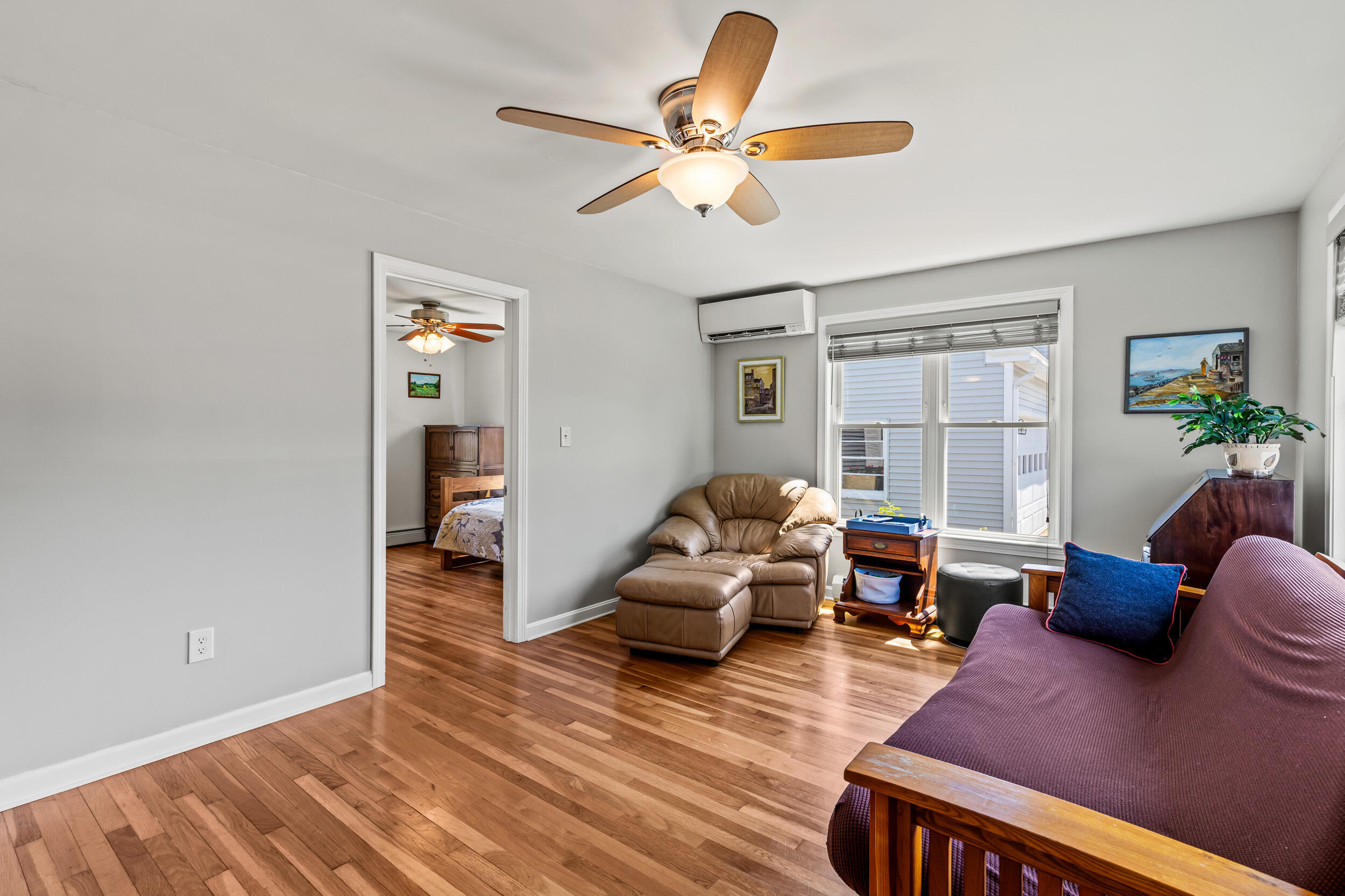 property viewer photo 9