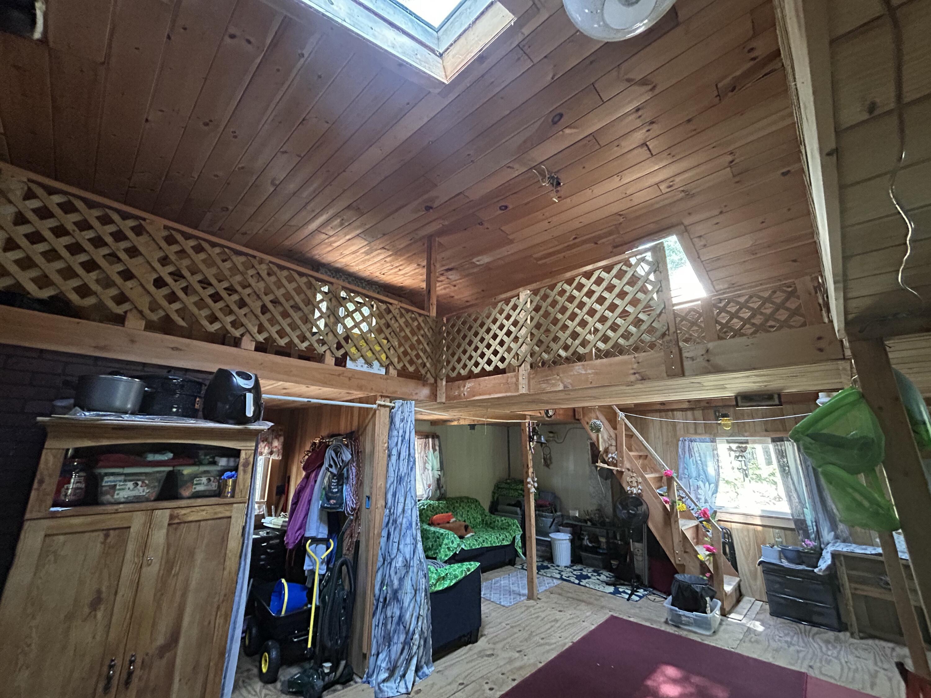 main property photo 18
