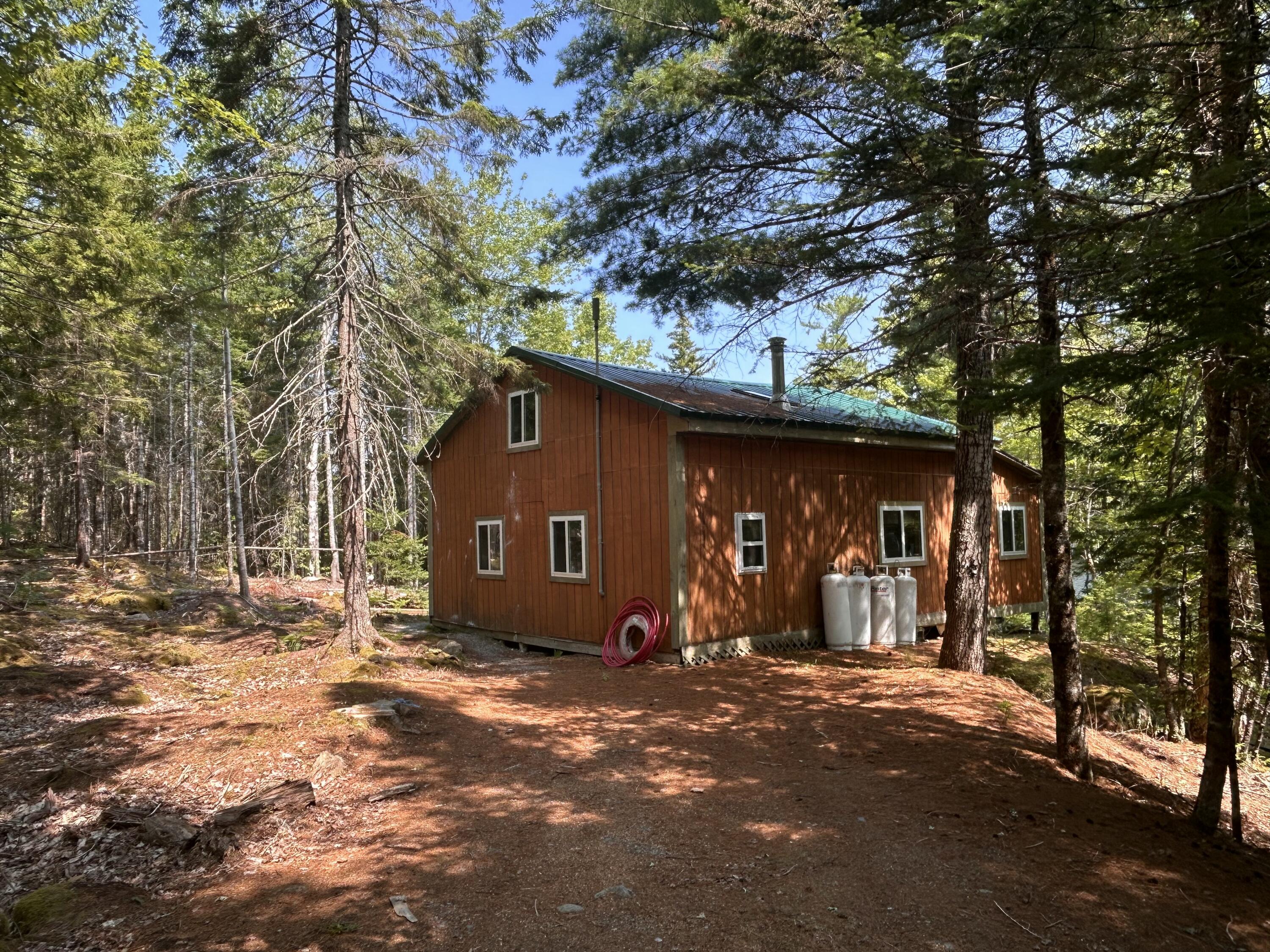 main property photo 33