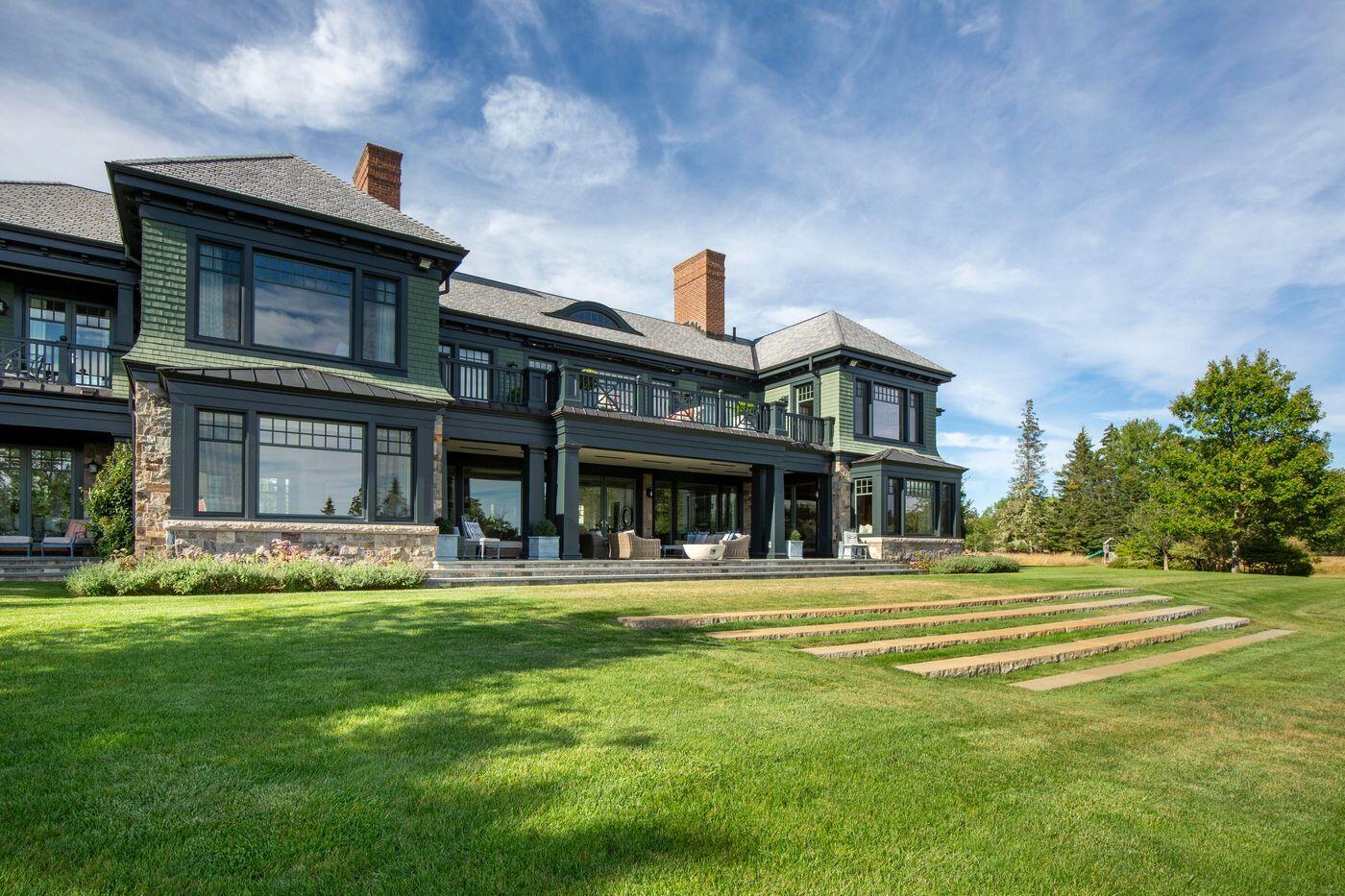 main property photo 30