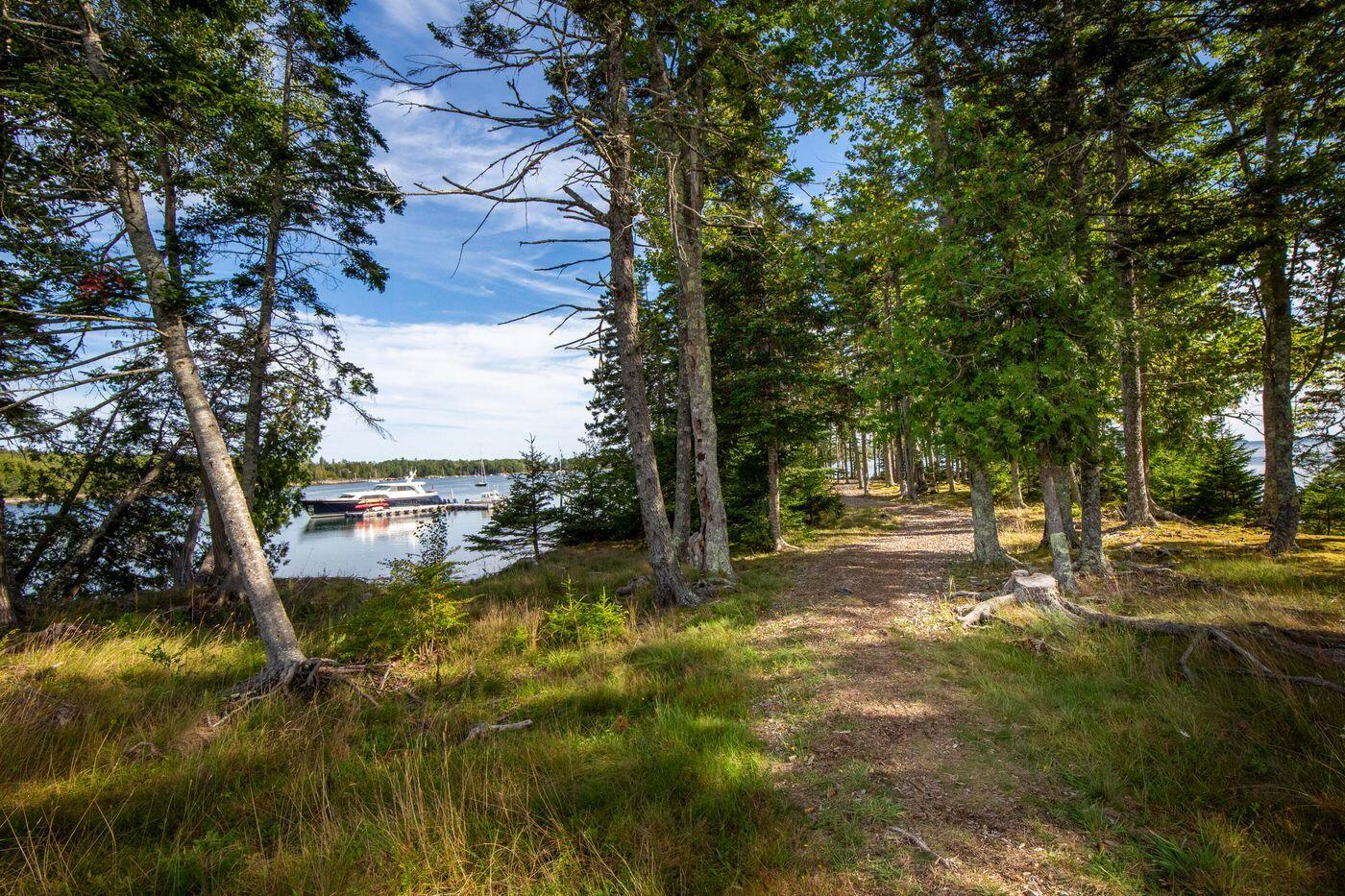 main property photo 37