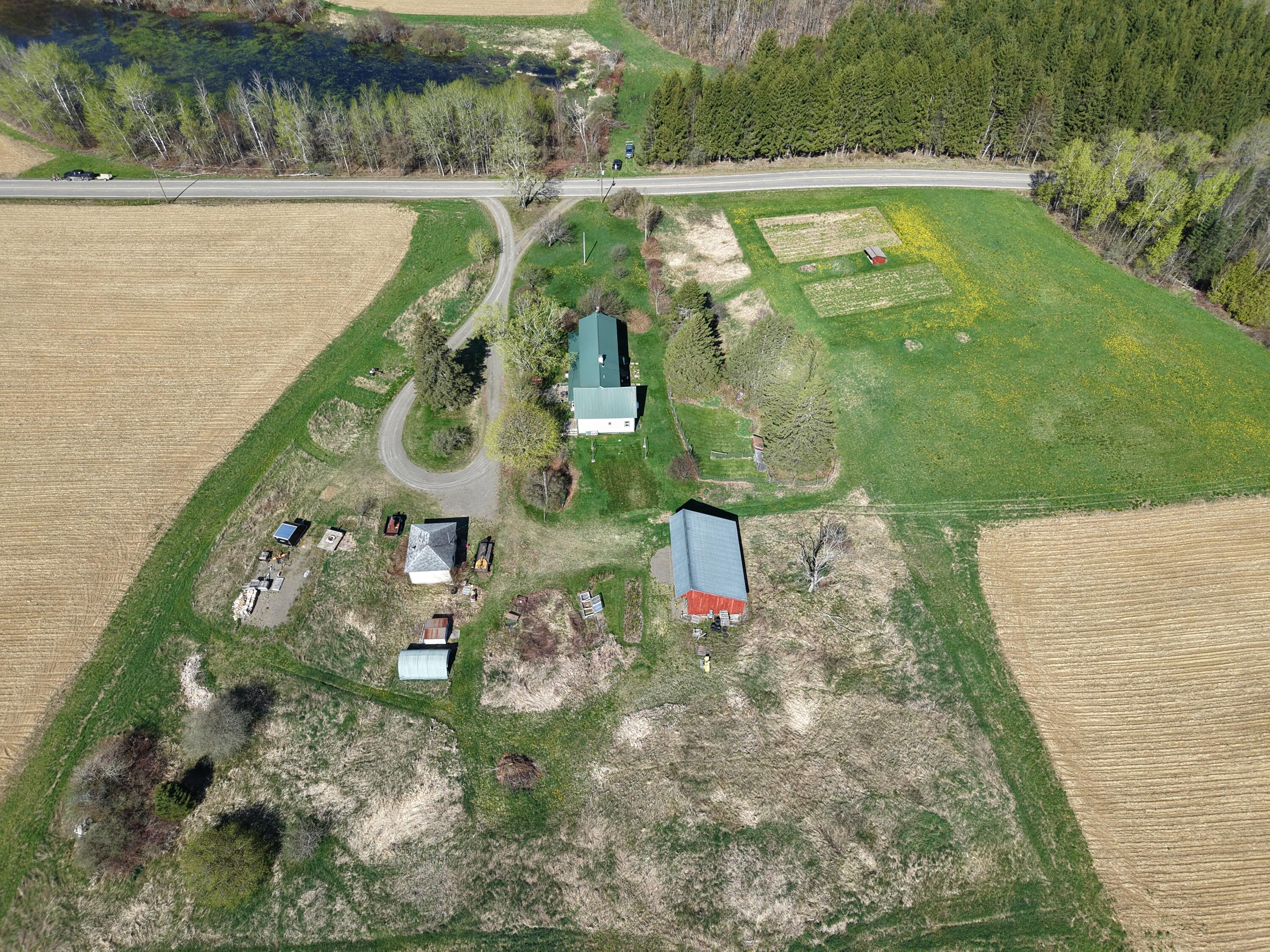 main property photo 36
