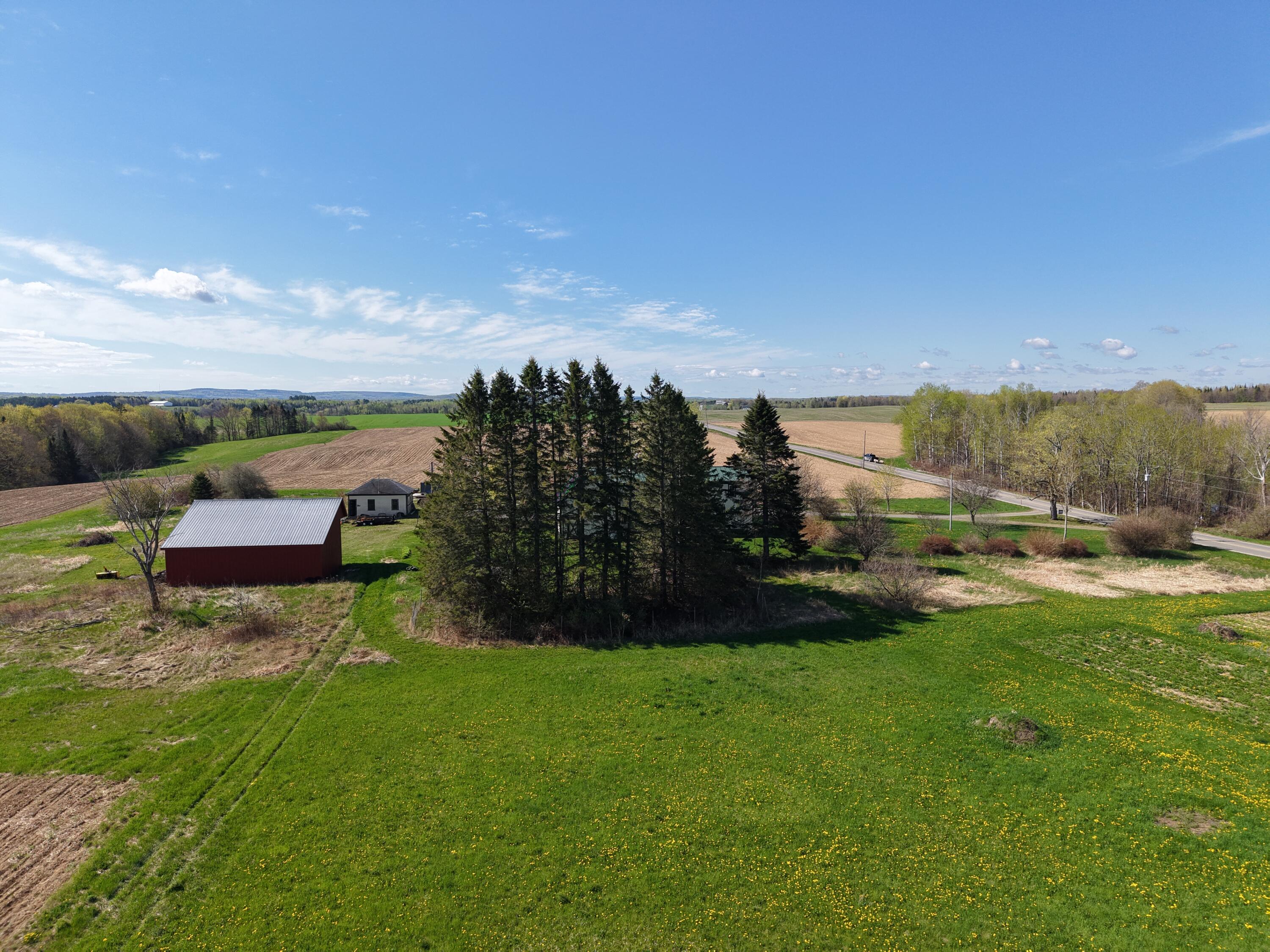 main property photo 41