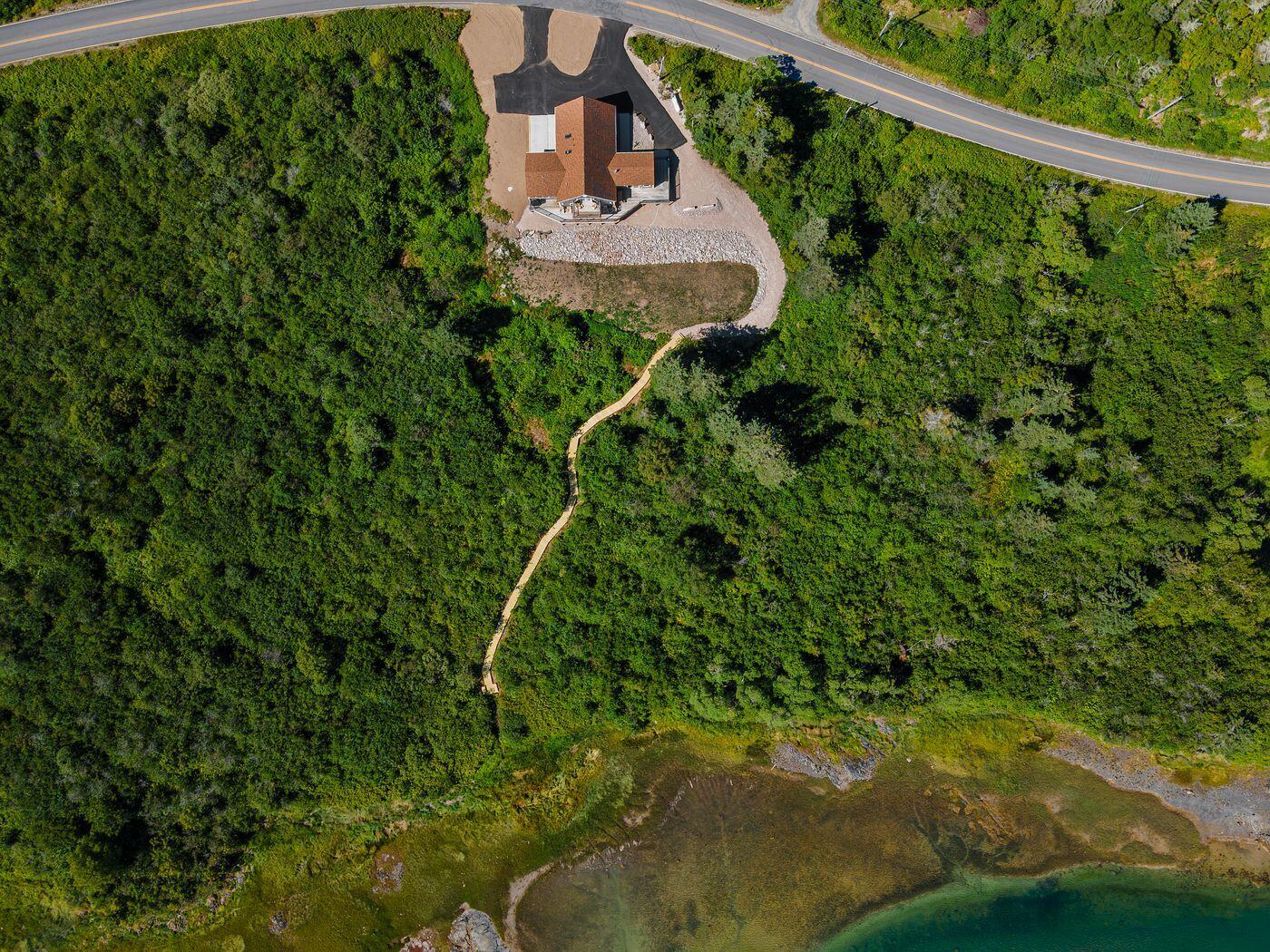 main property photo 31