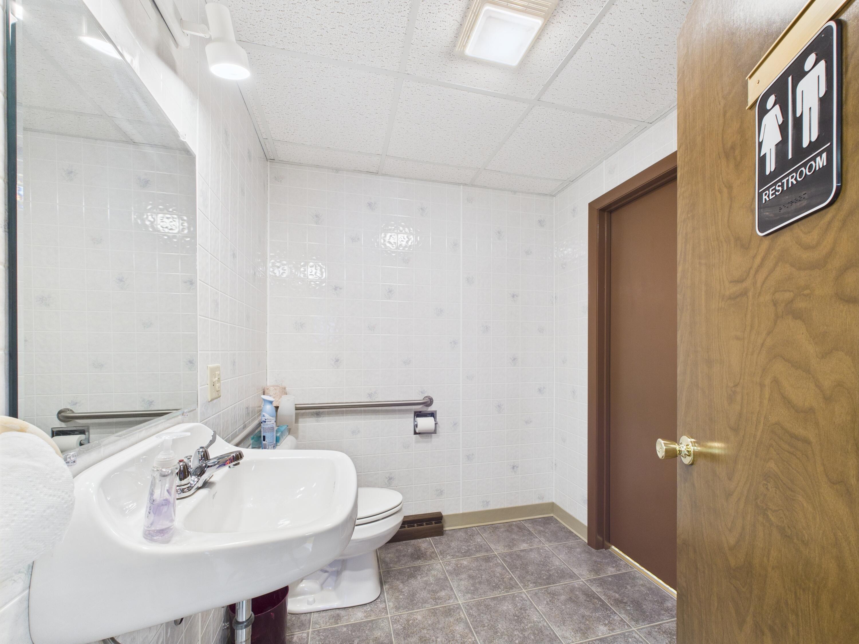 main property photo 22