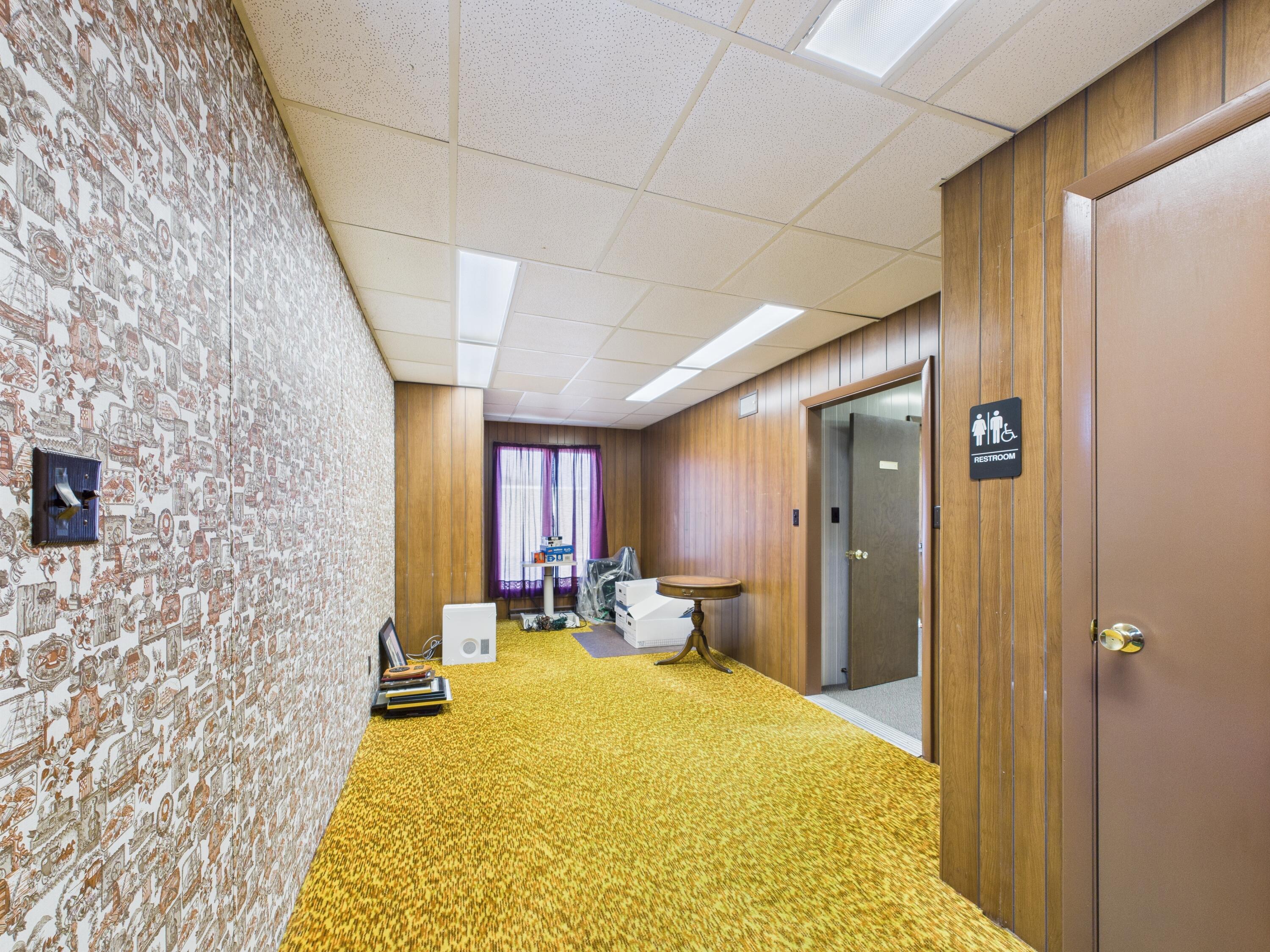 main property photo 23