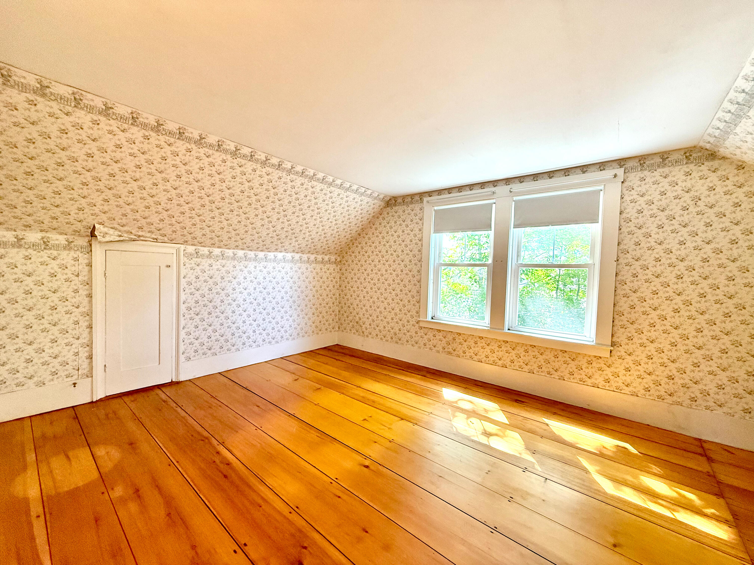 property viewer photo 41