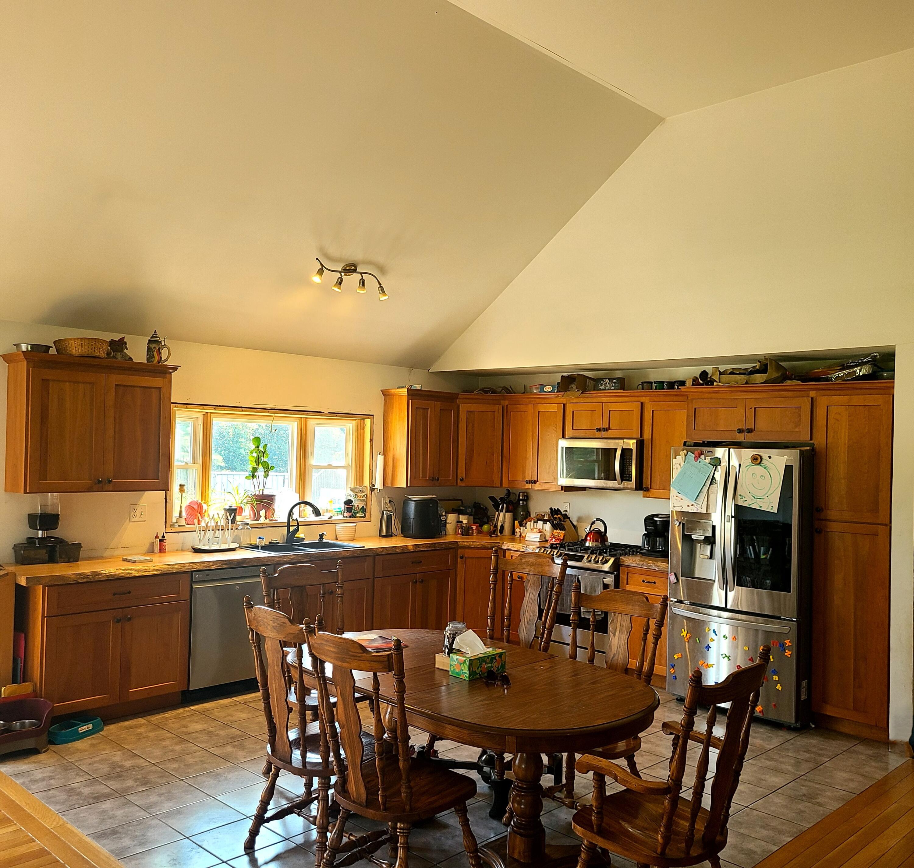 main property photo 17
