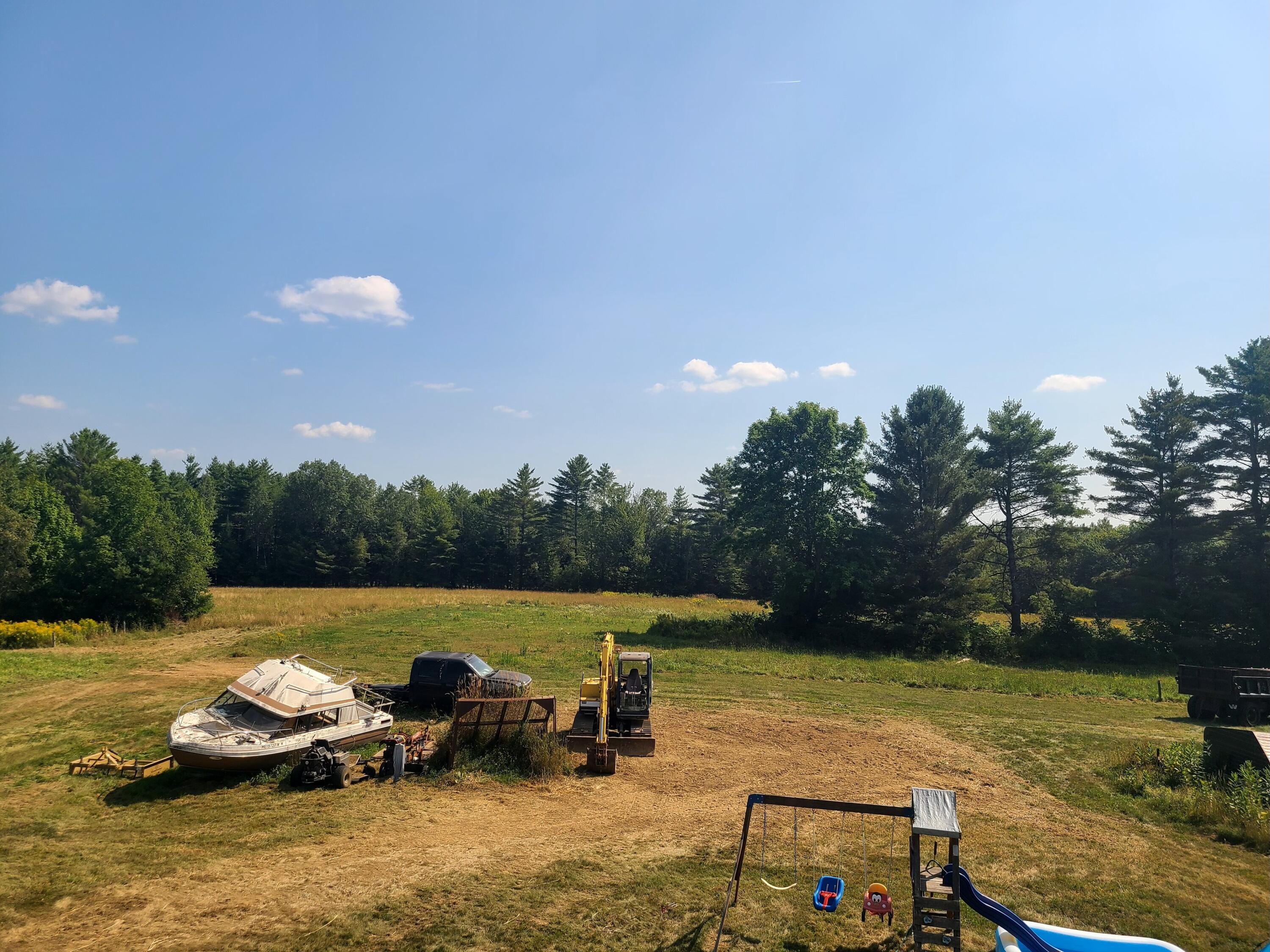 main property photo 40