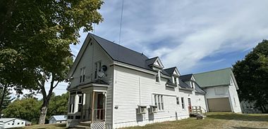 image of property with 3 Bed | 2 Bath | 1,478 Sqft