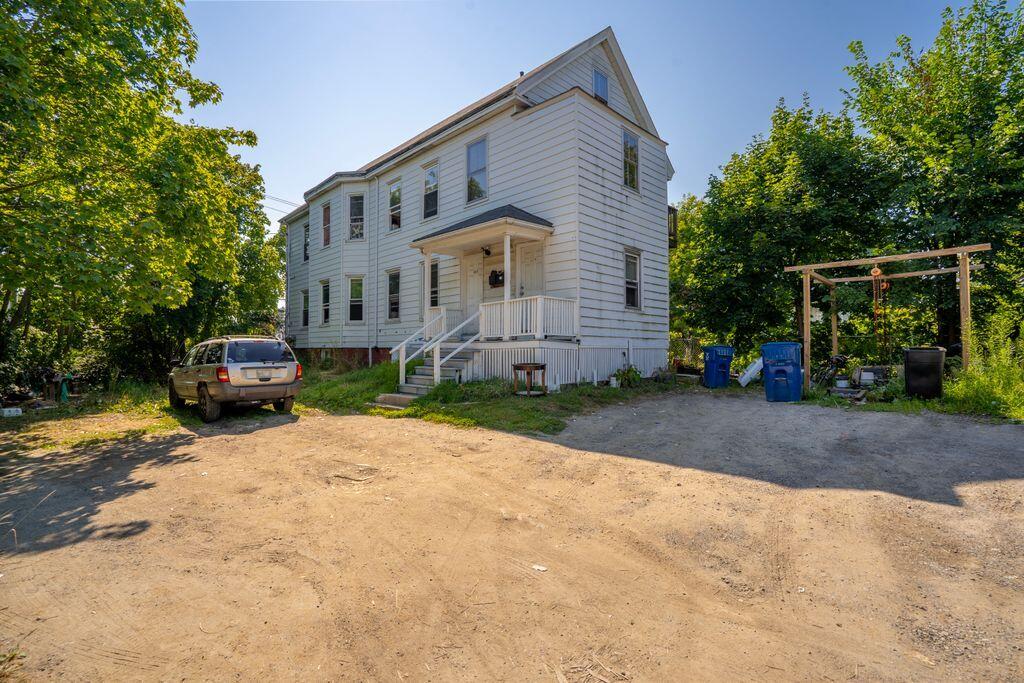 main property photo 5