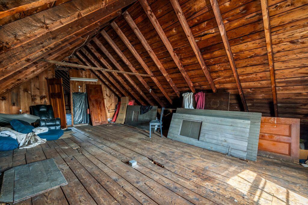 main property photo 60
