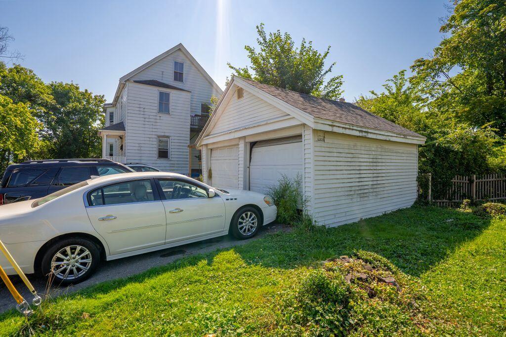 main property photo 64