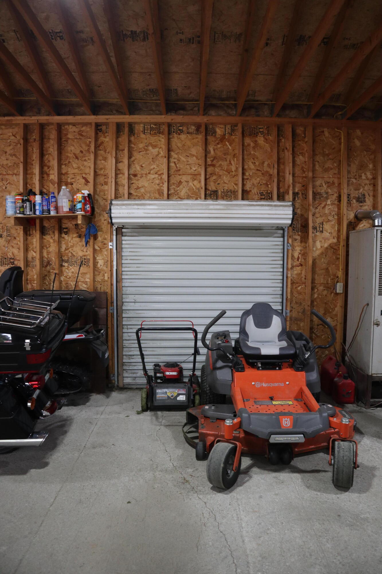main property photo 33