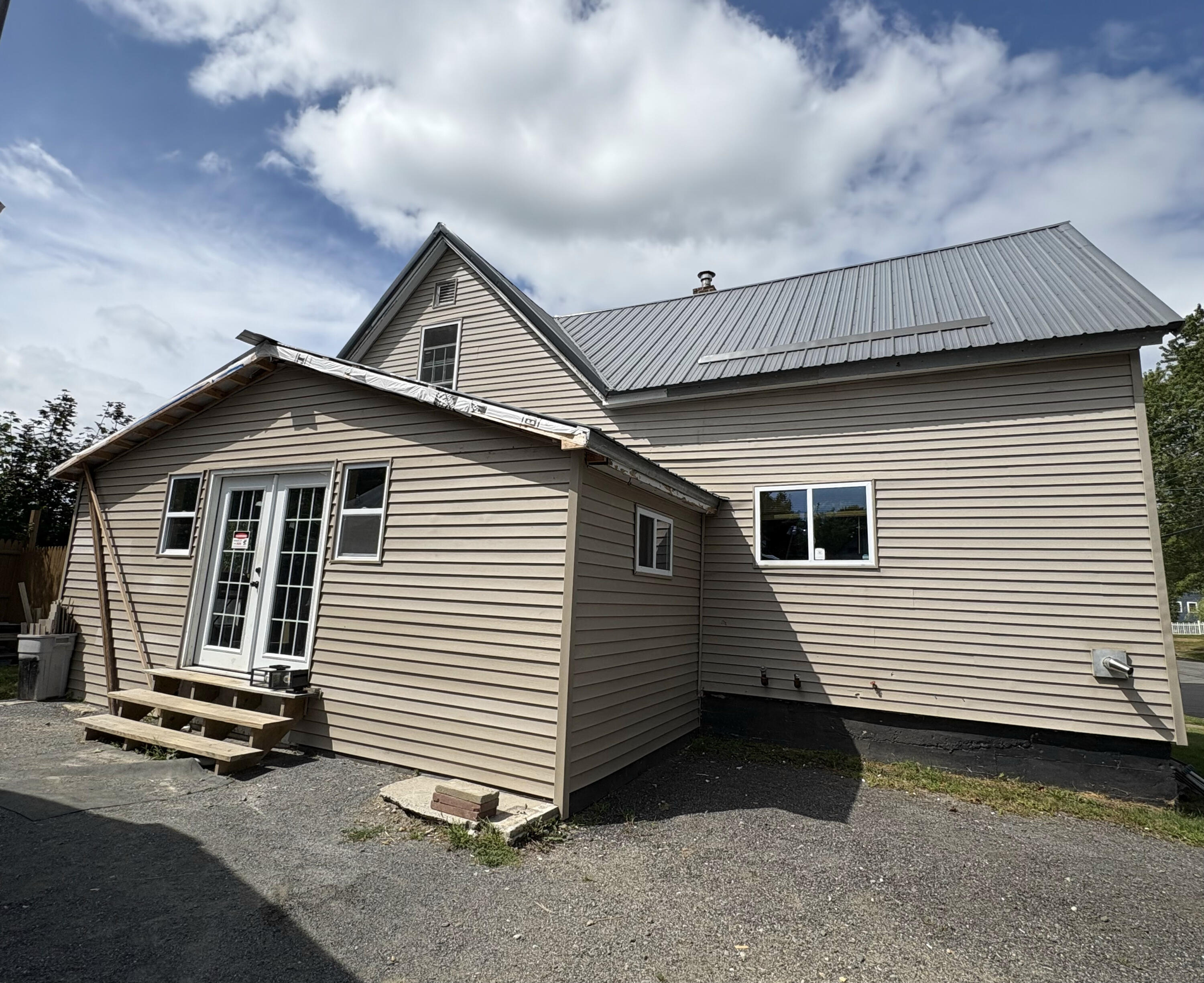 property viewer photo 4