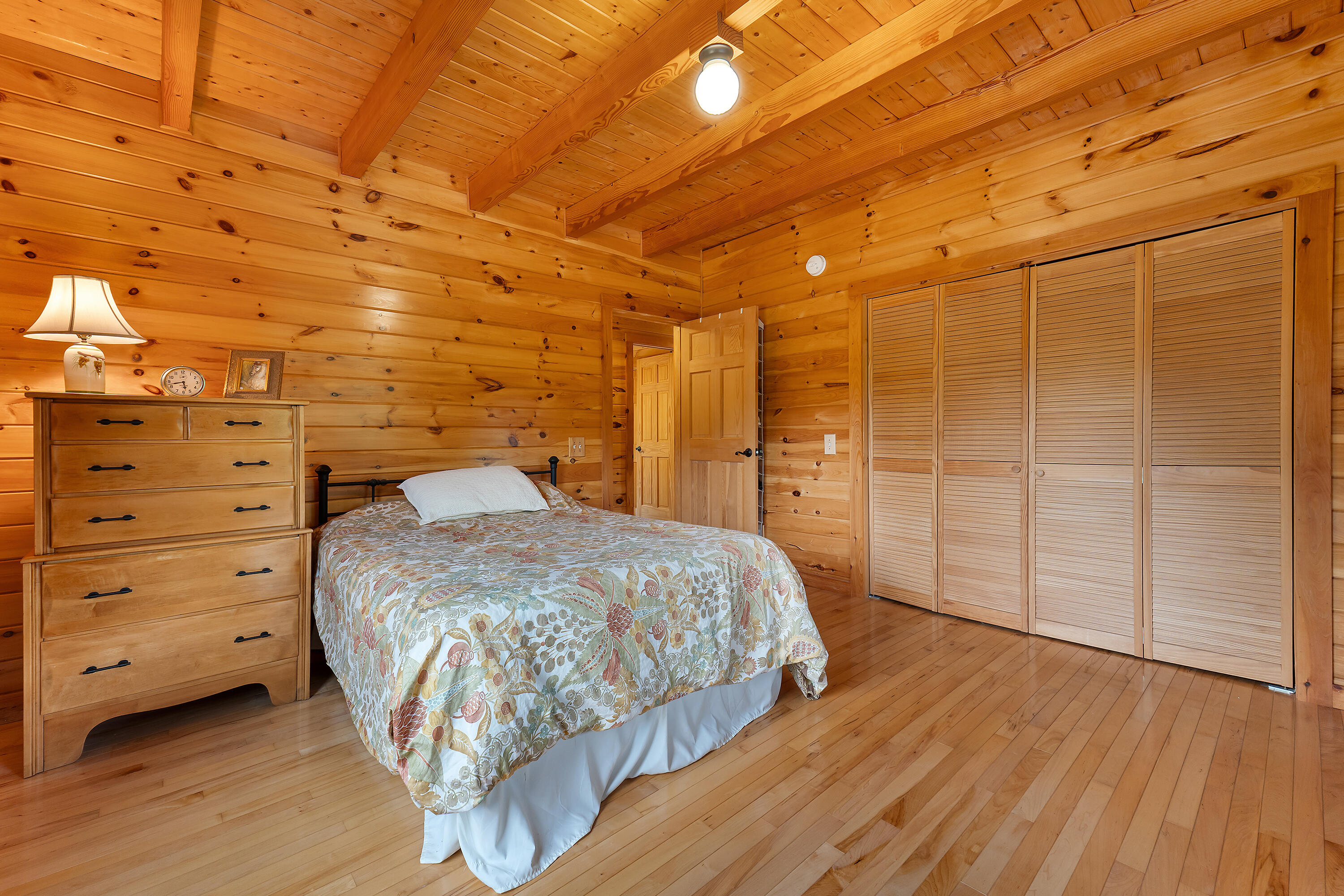 property viewer photo 18