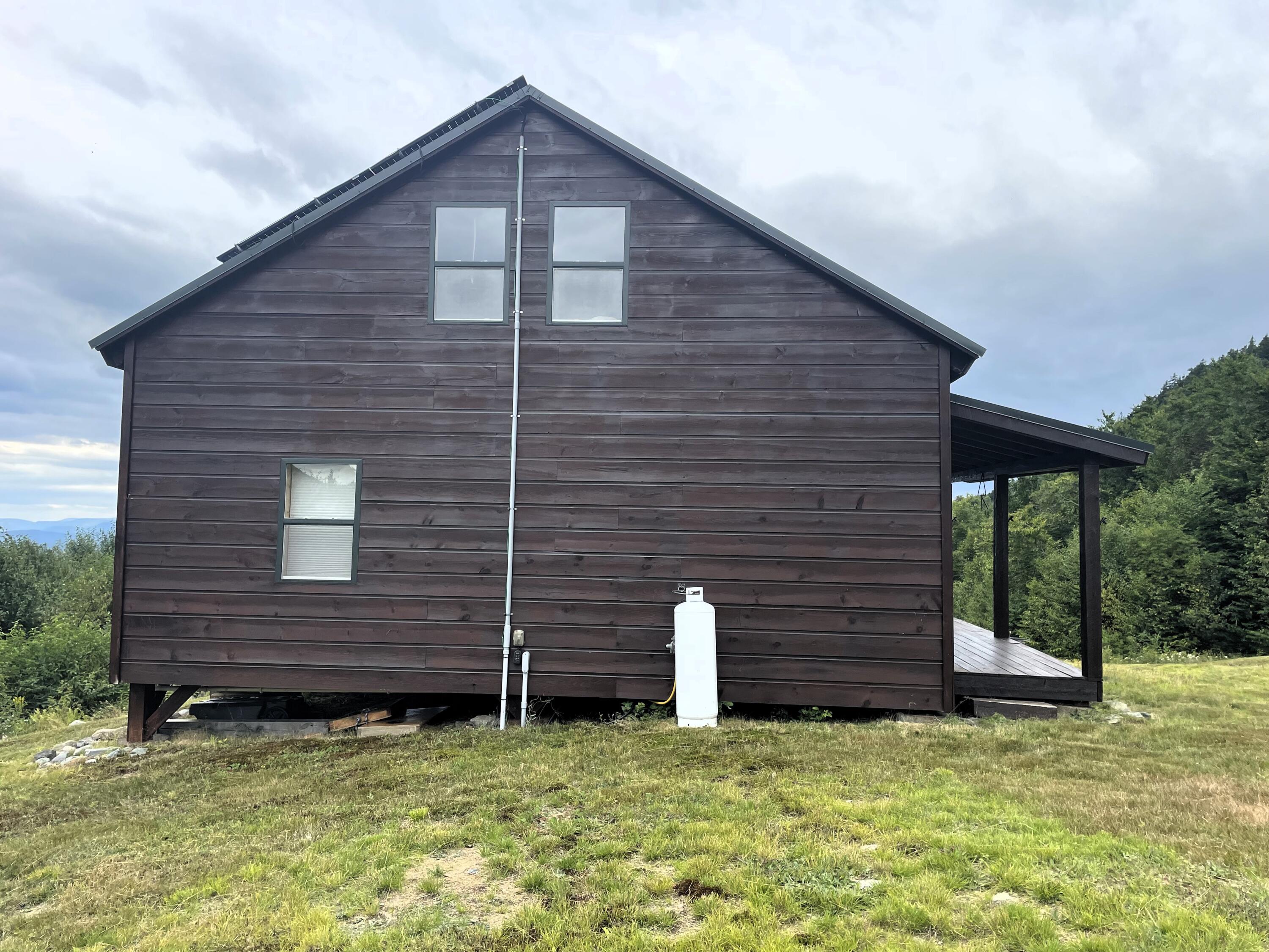 main property photo 14