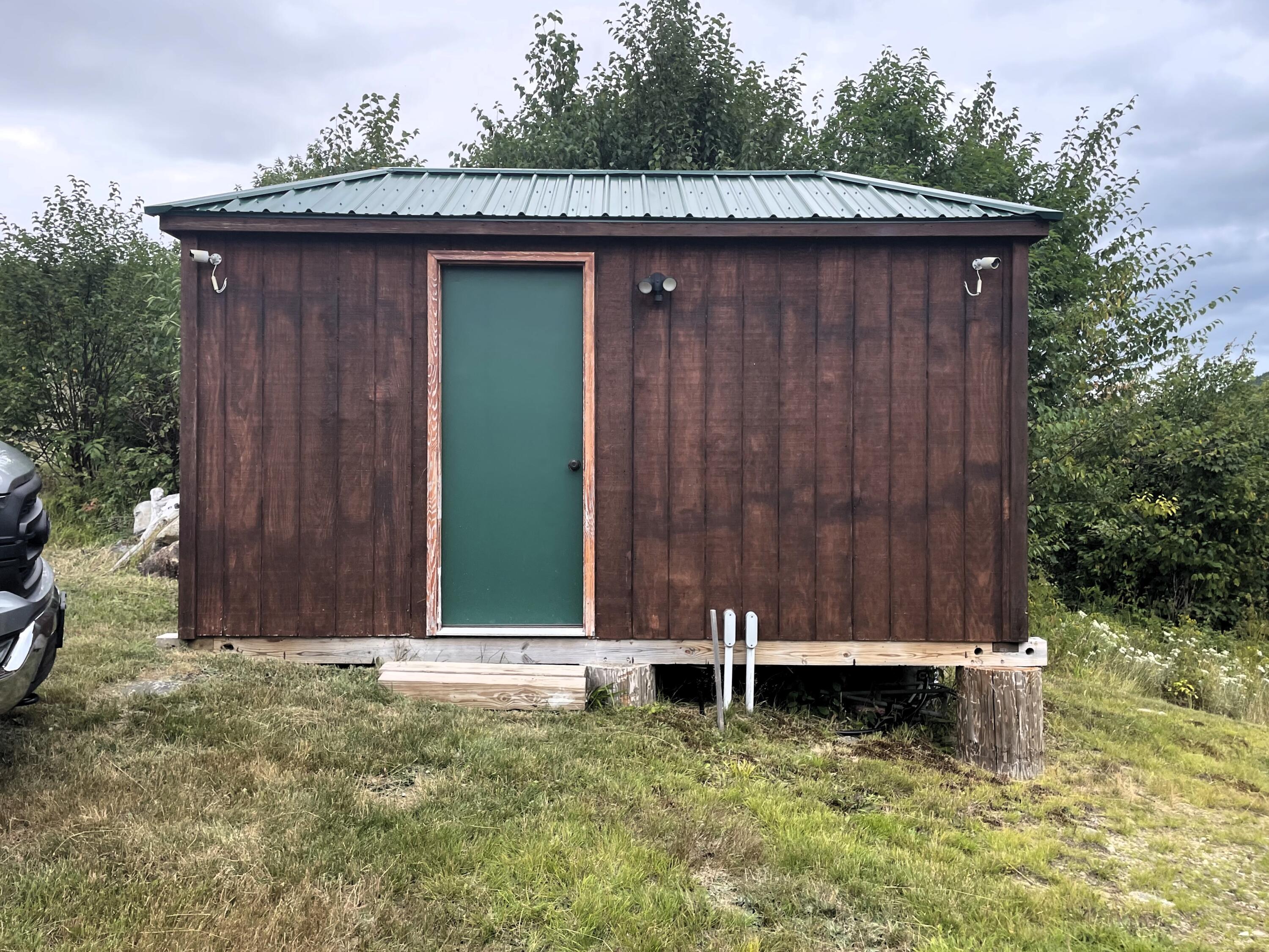main property photo 27