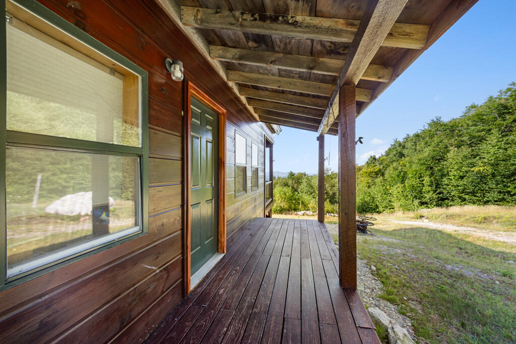 main property photo 41