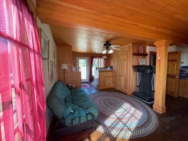 main property photo 20