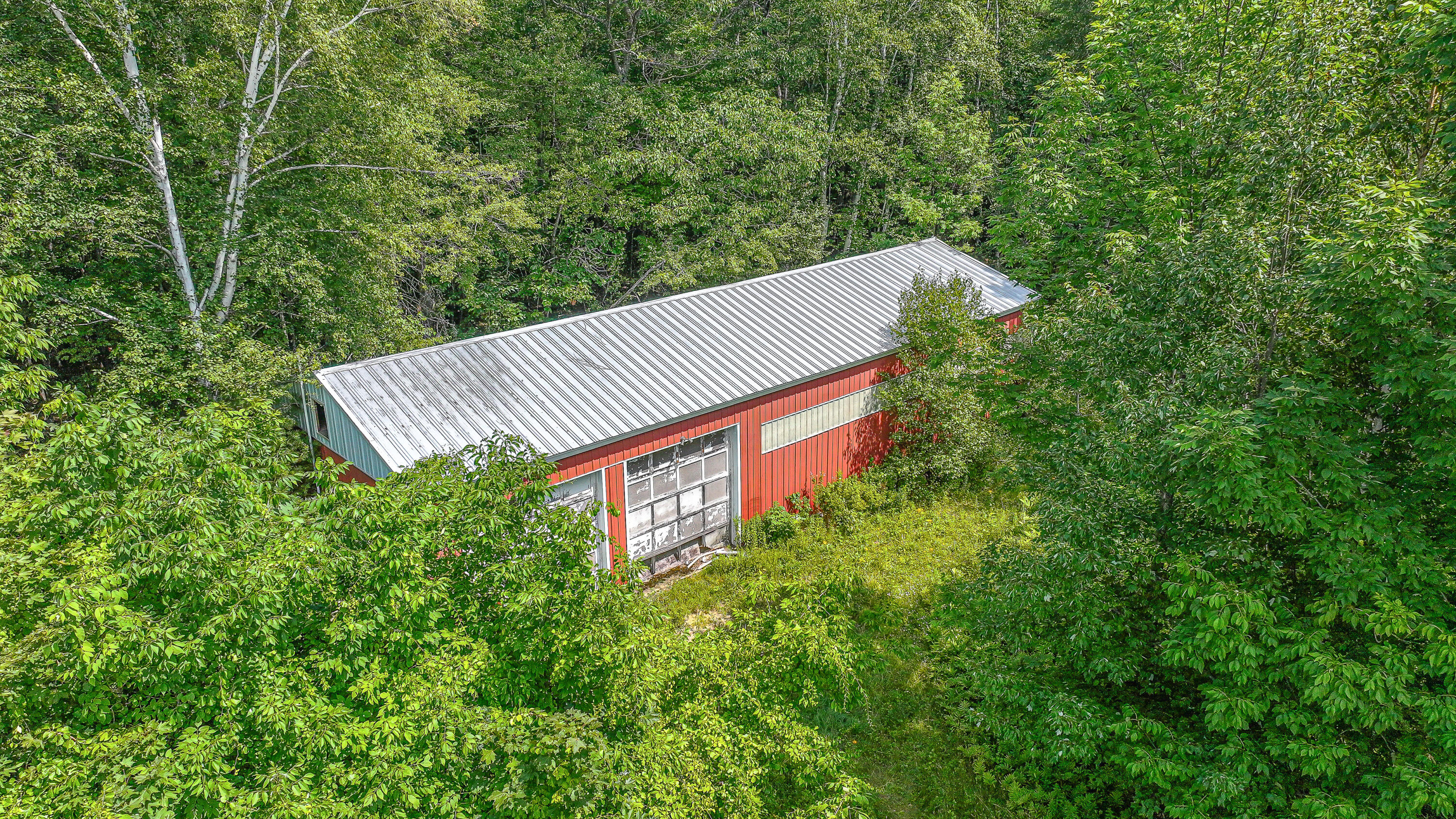 main property photo 6