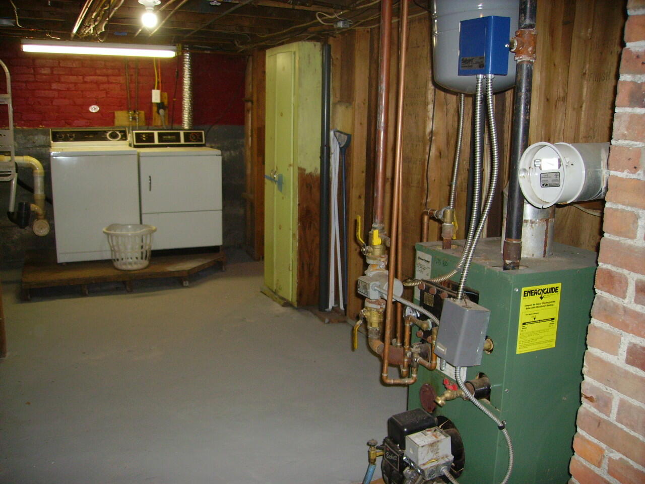 main property photo 11