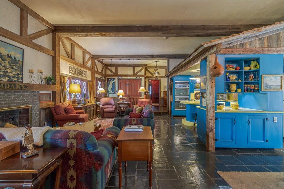 main property photo 39