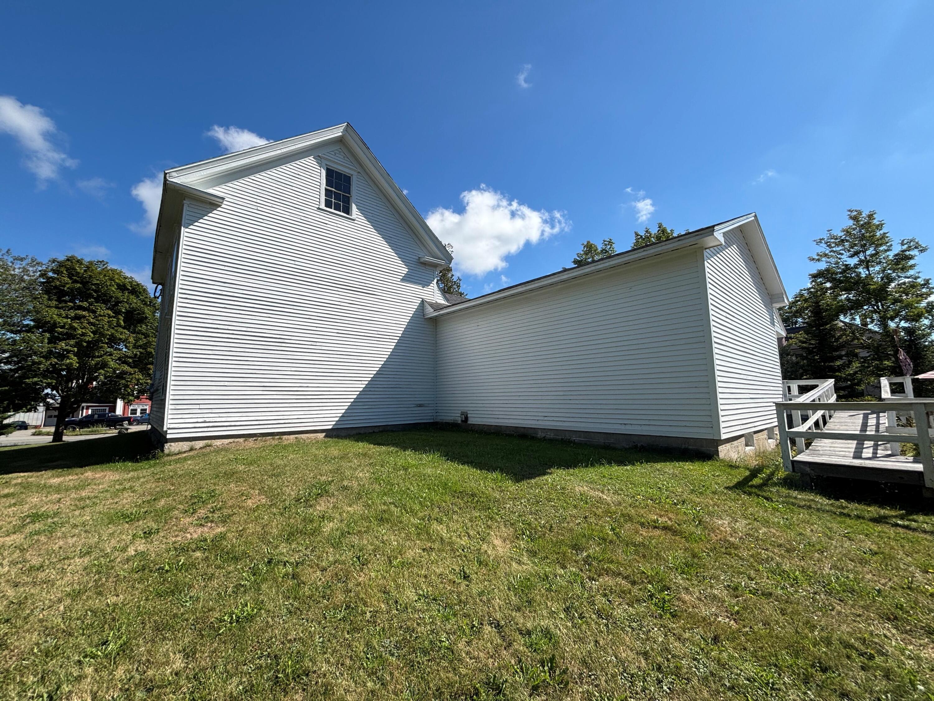 main property photo 5