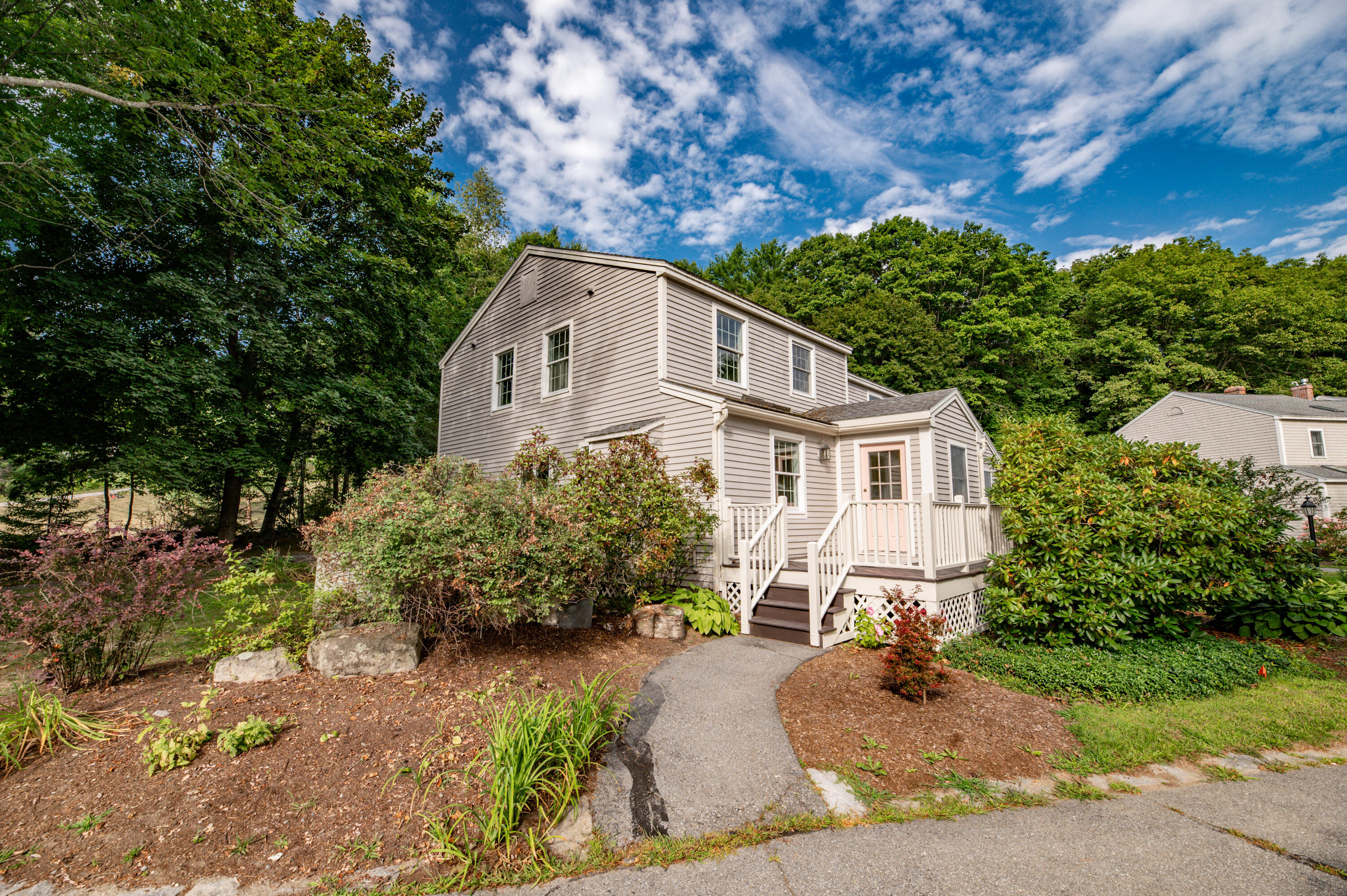 property viewer photo 1