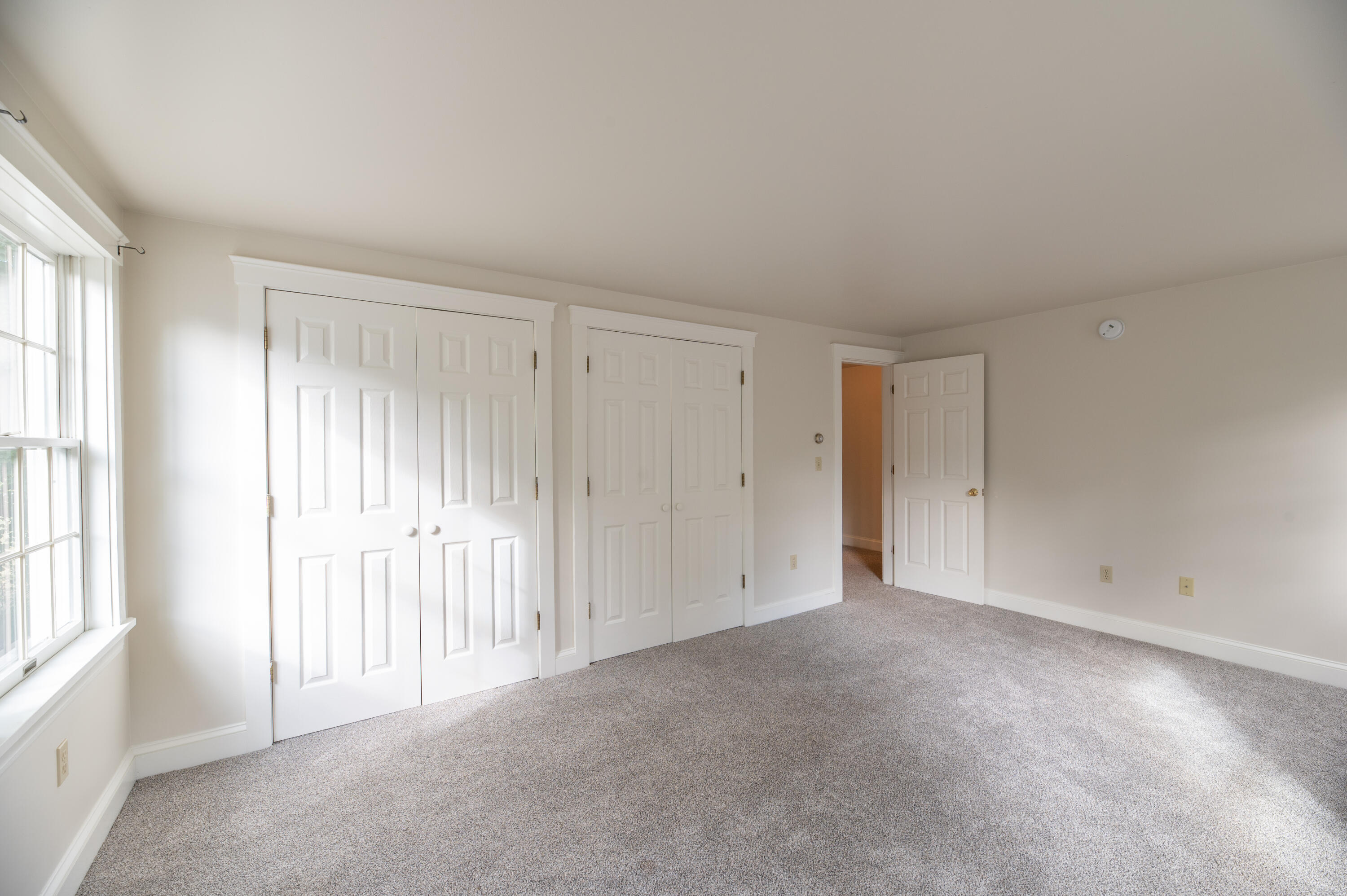 property viewer photo 33