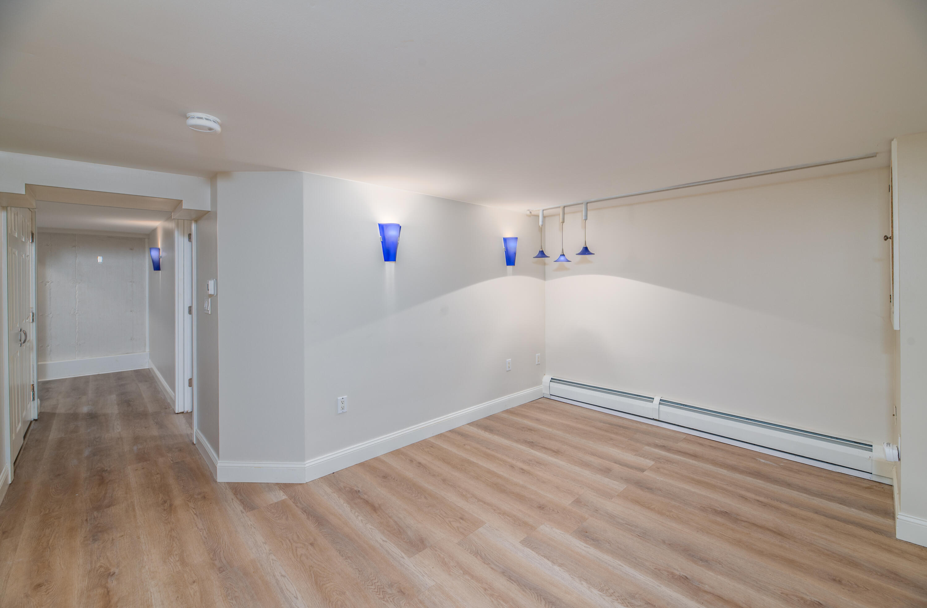 property viewer photo 36