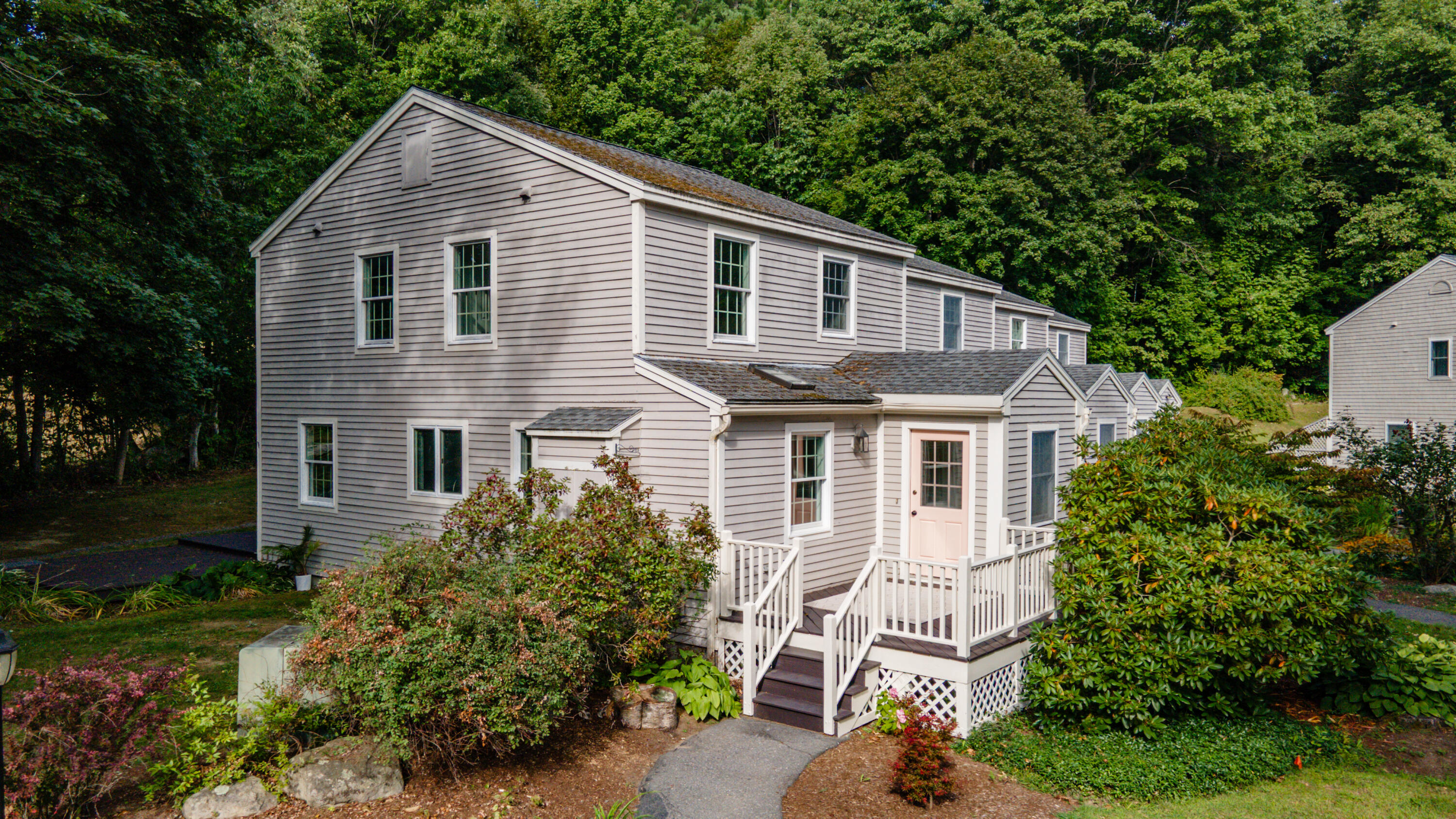 property viewer photo 7