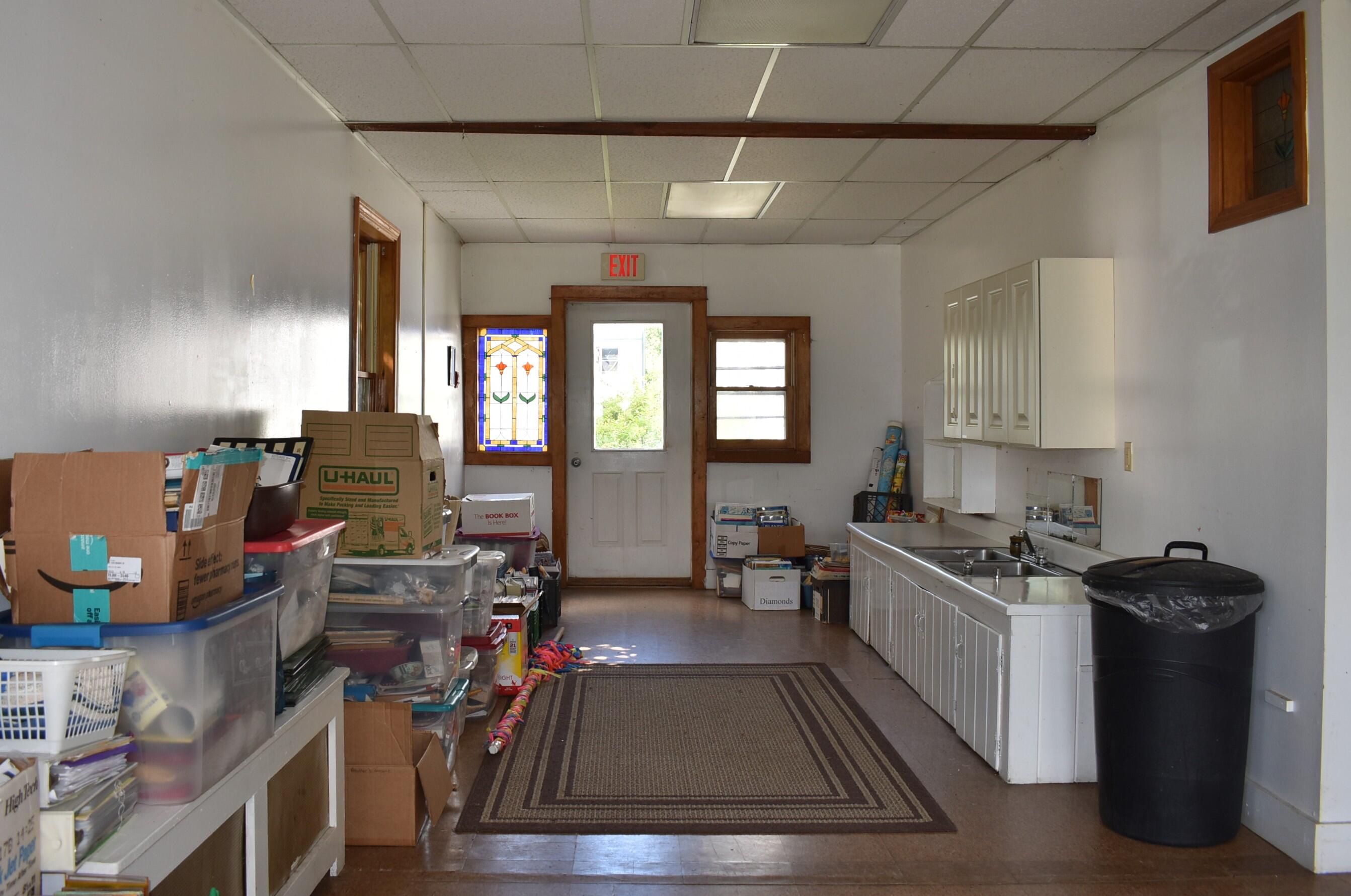 main property photo 40