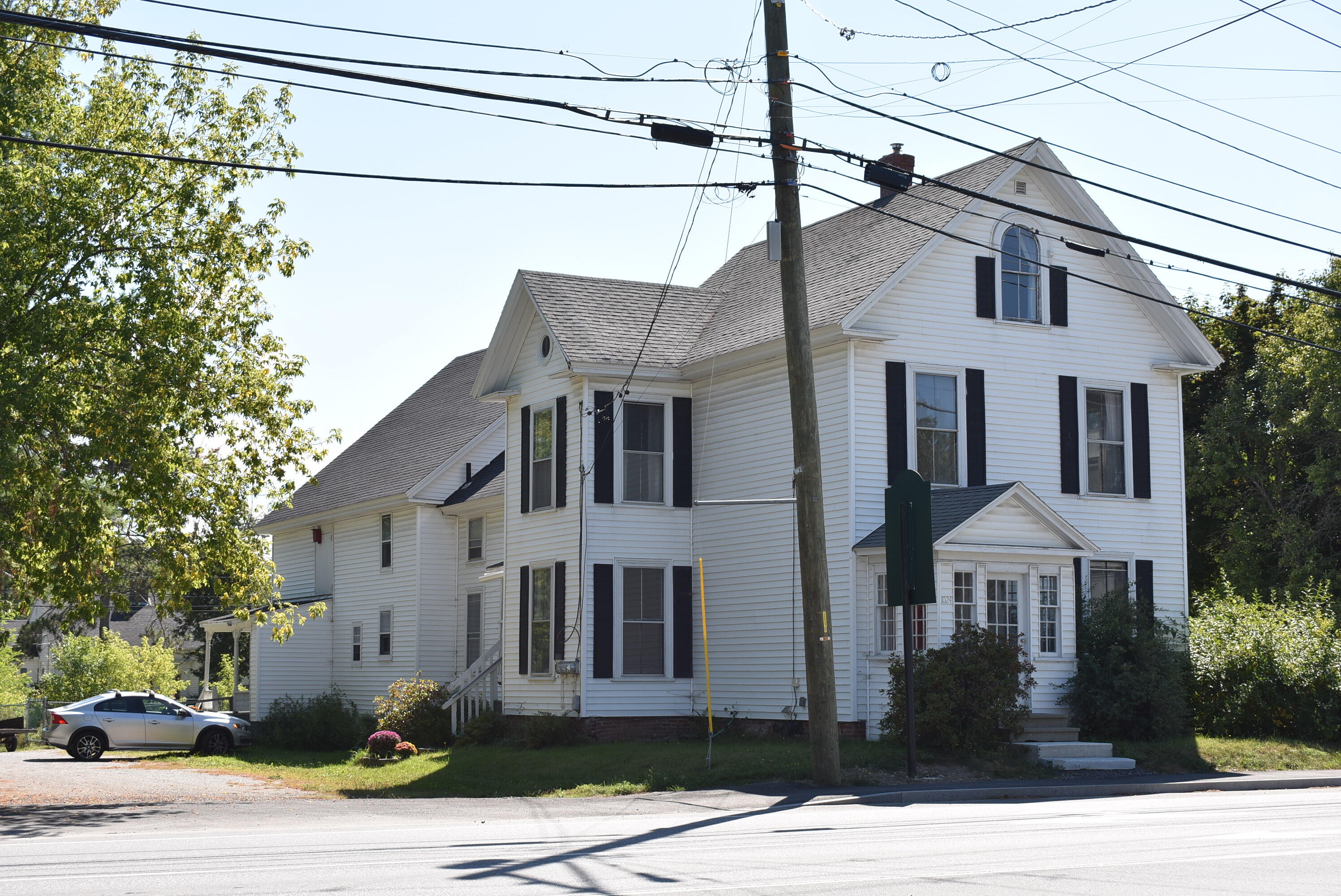 main property photo 5