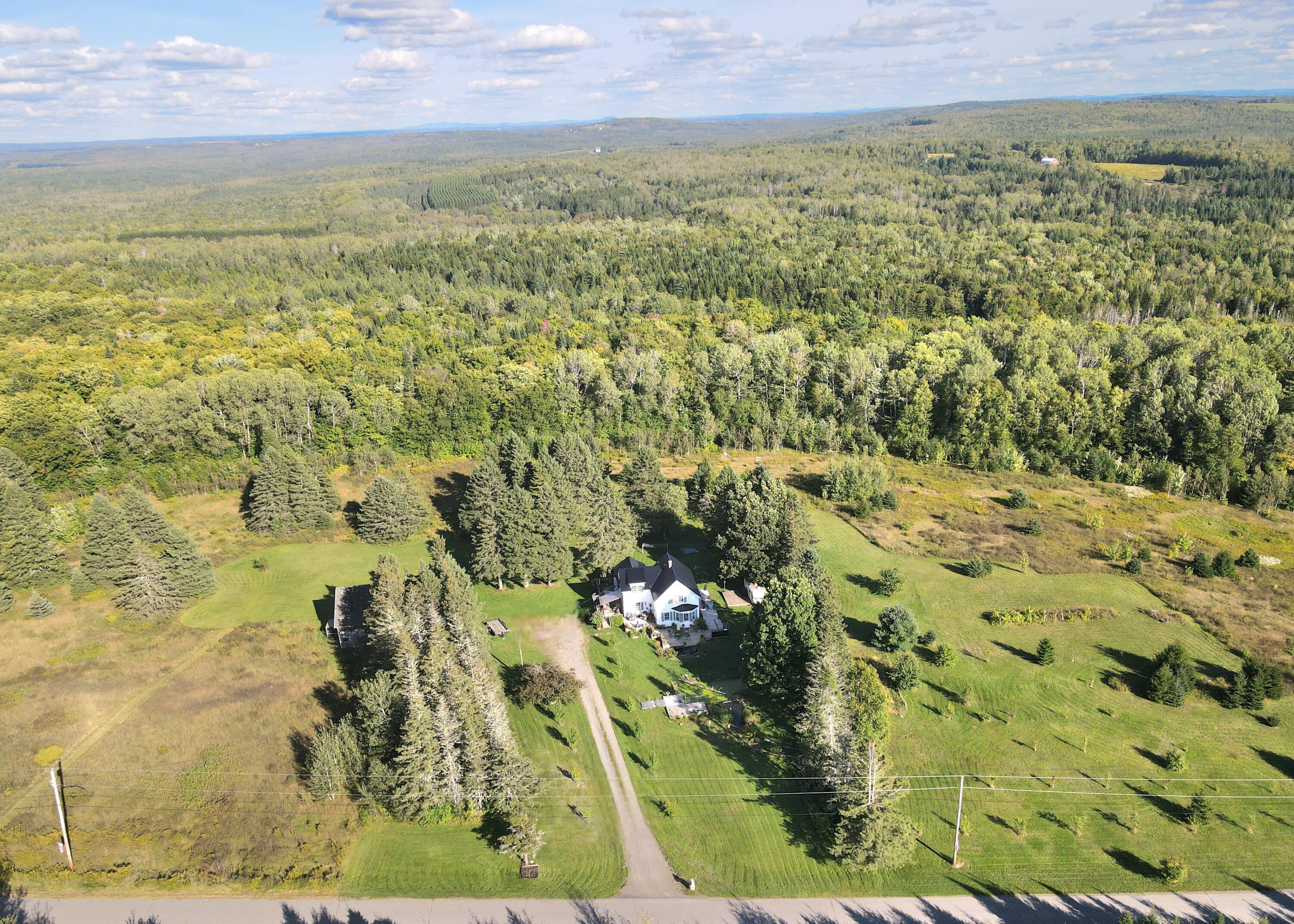 main property photo 16