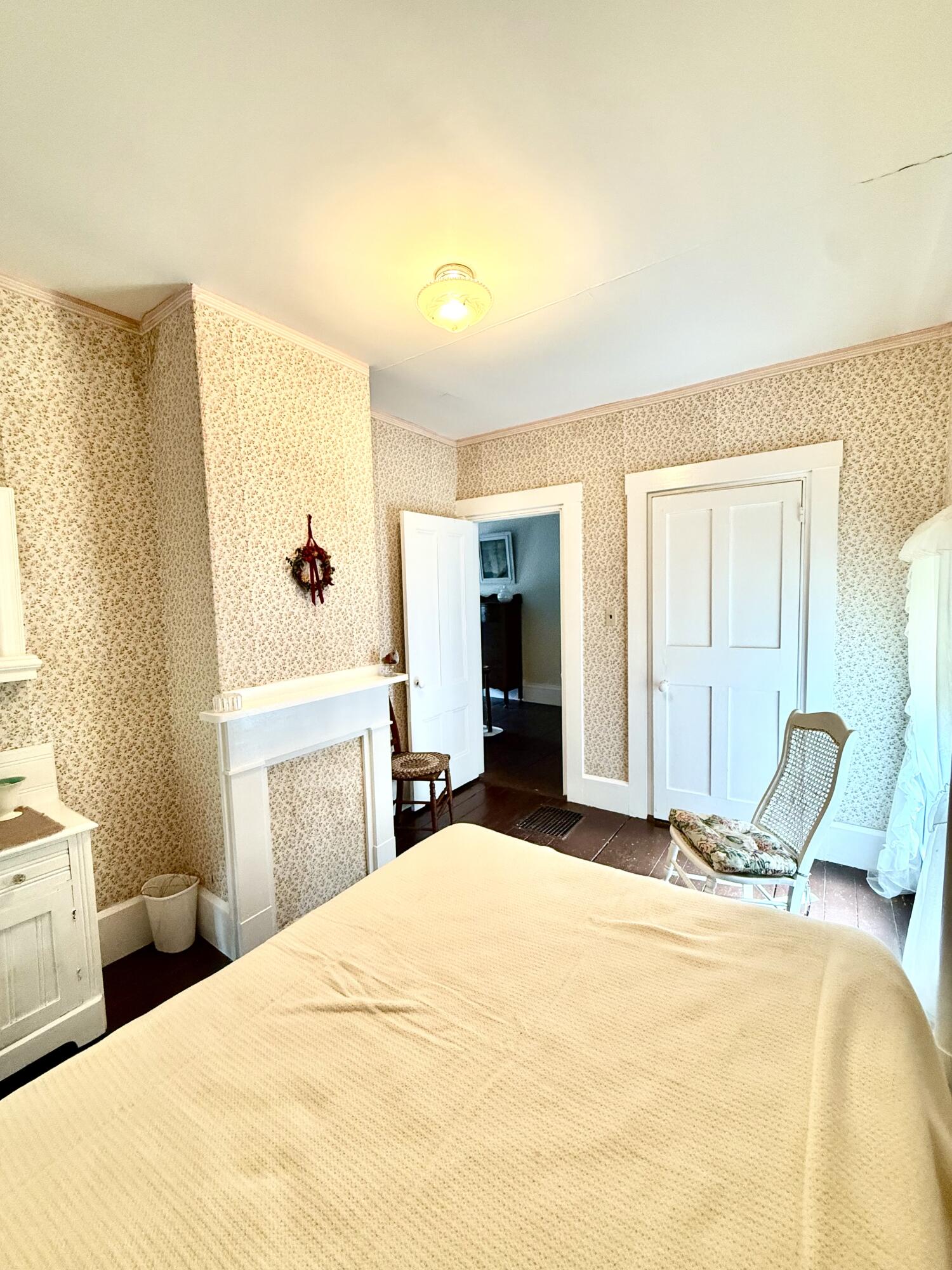 main property photo 48