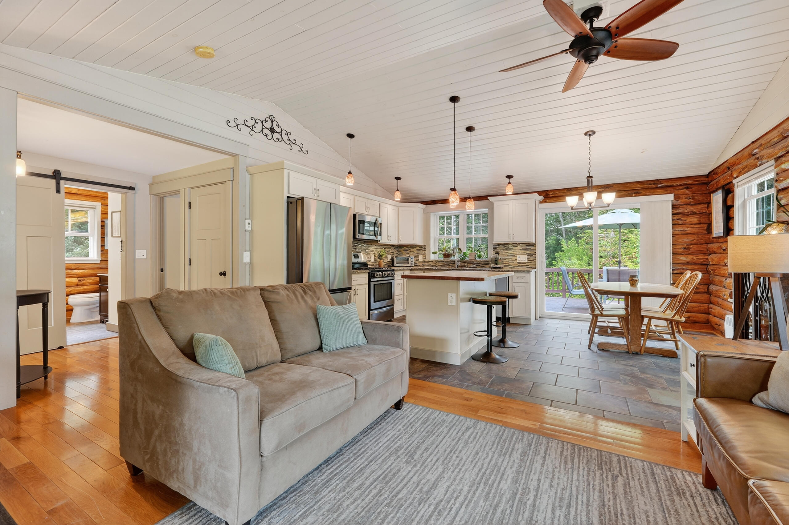 property viewer photo 18