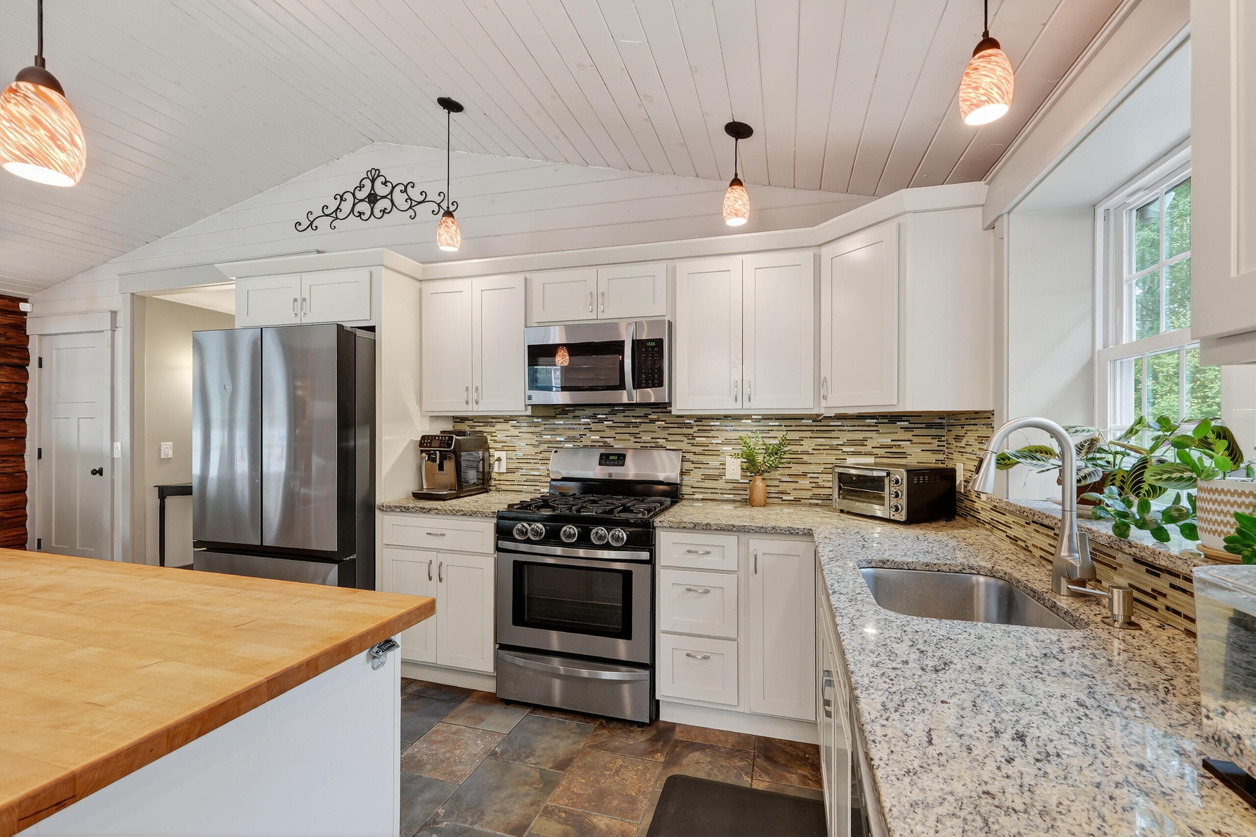 property viewer photo 24