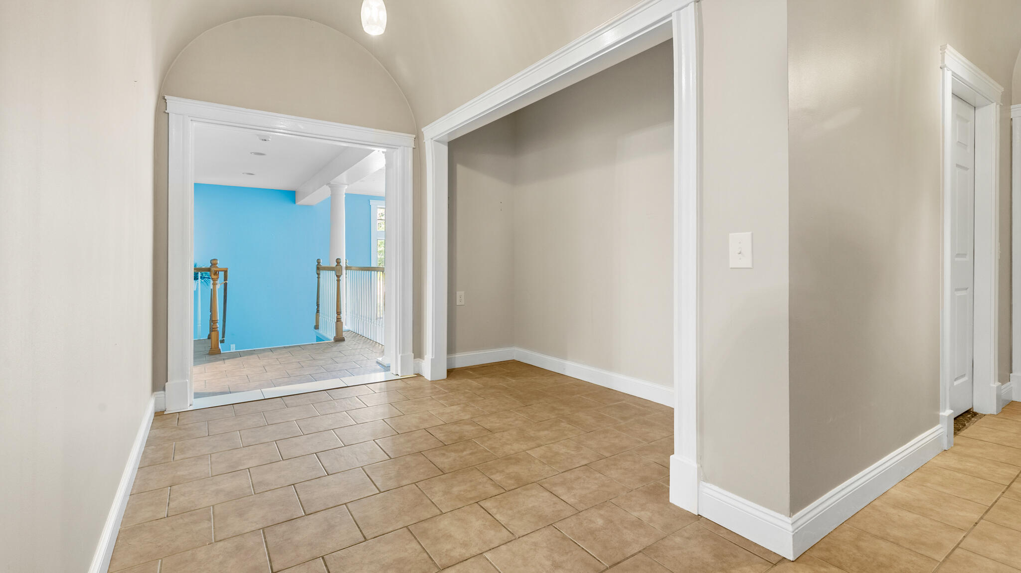 property viewer photo 25