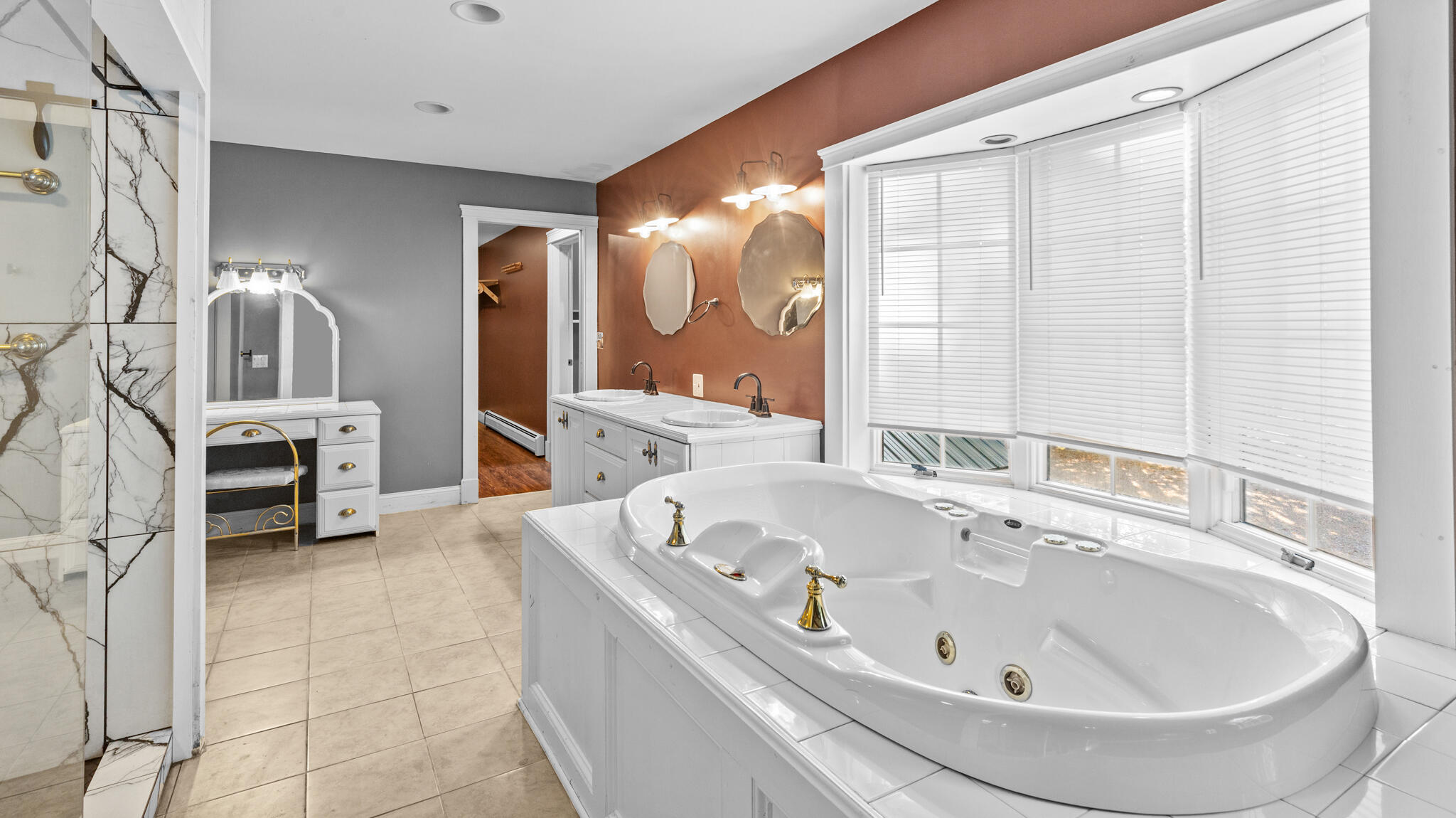 property viewer photo 37