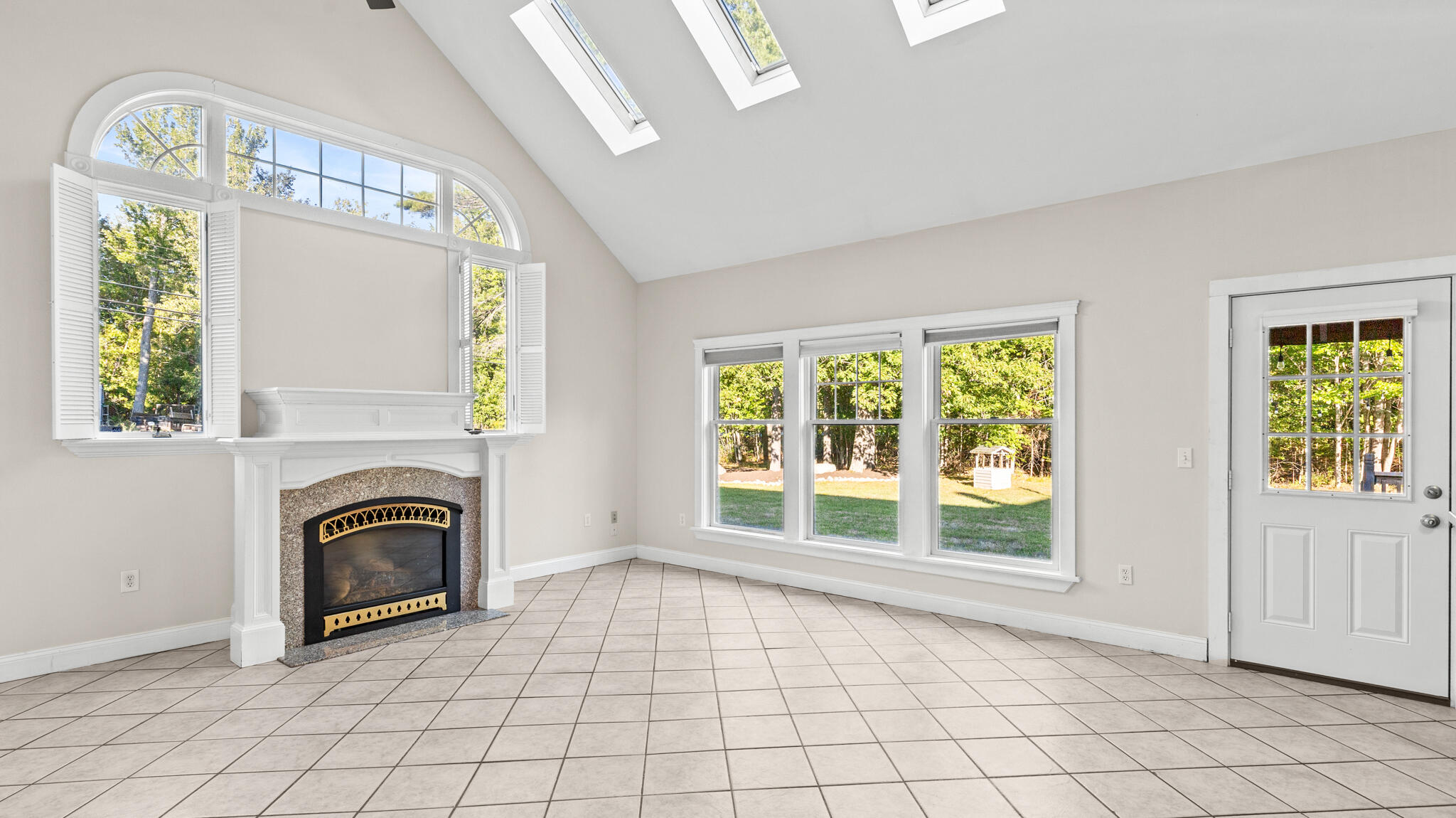 property viewer photo 56